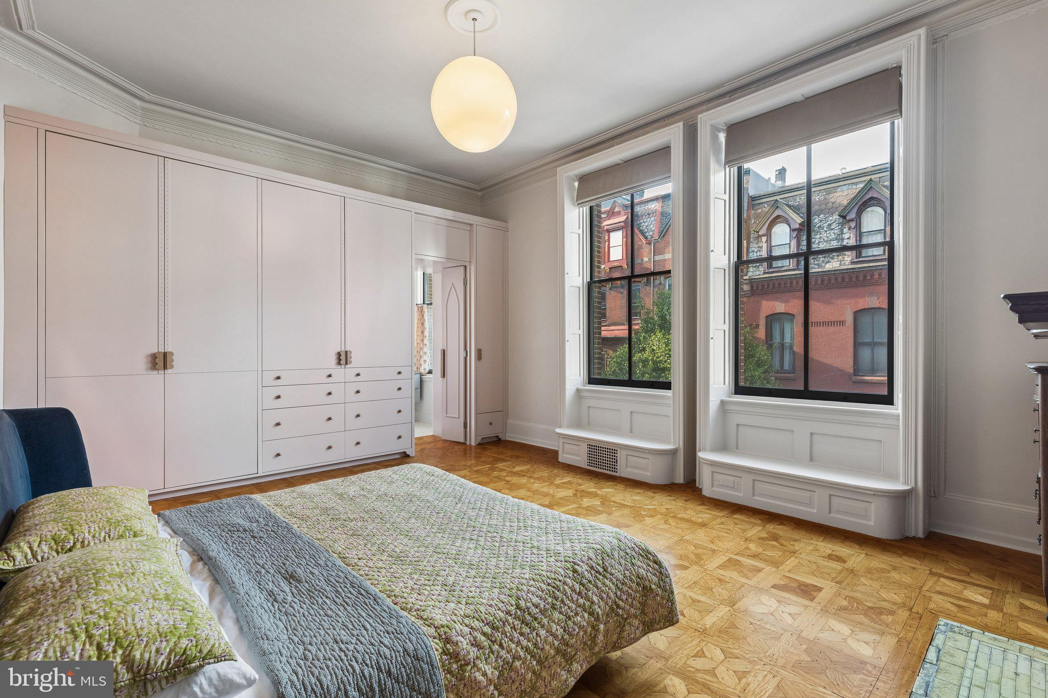 RITTENHOUSE SQUARE - Residential