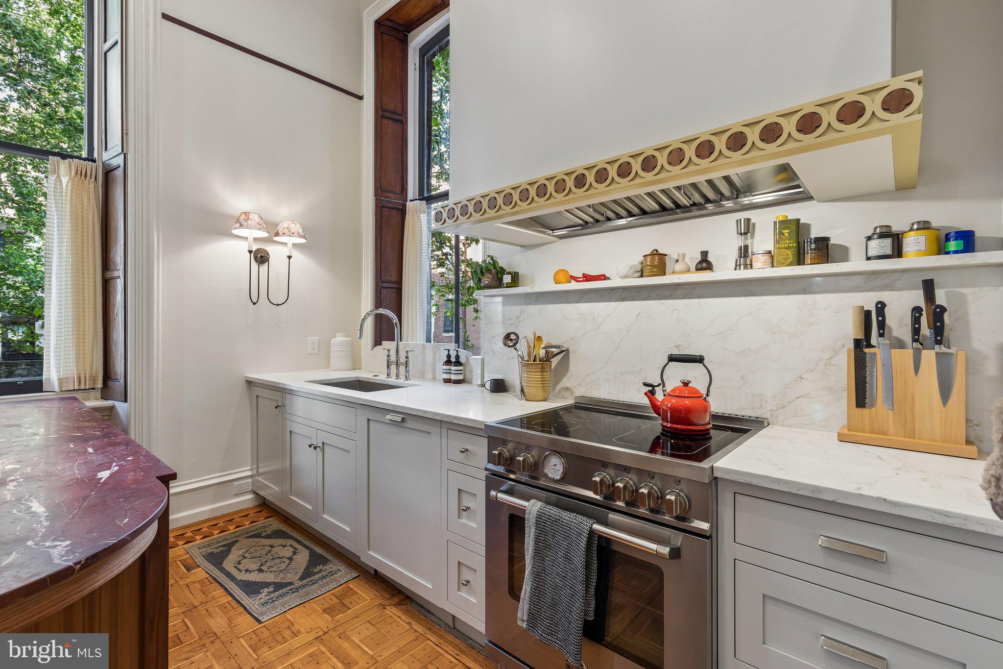 RITTENHOUSE SQUARE - Residential