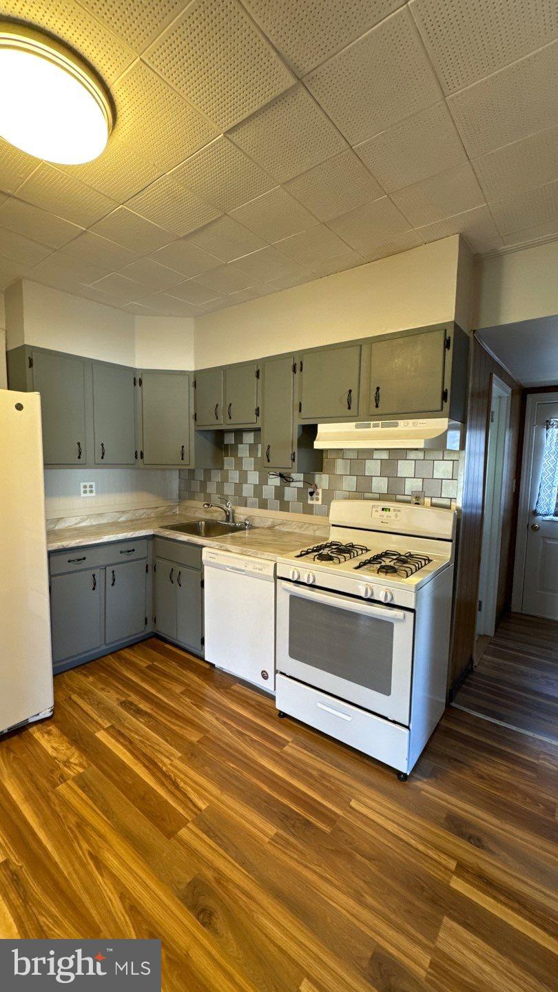 NONE AVAILABLE - Residential Lease