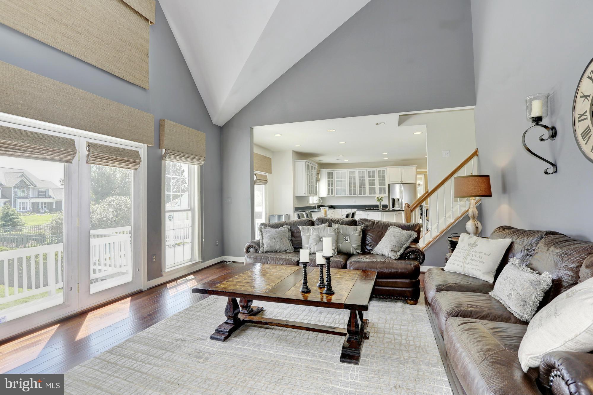 TRAVILAH GROVE - Residential