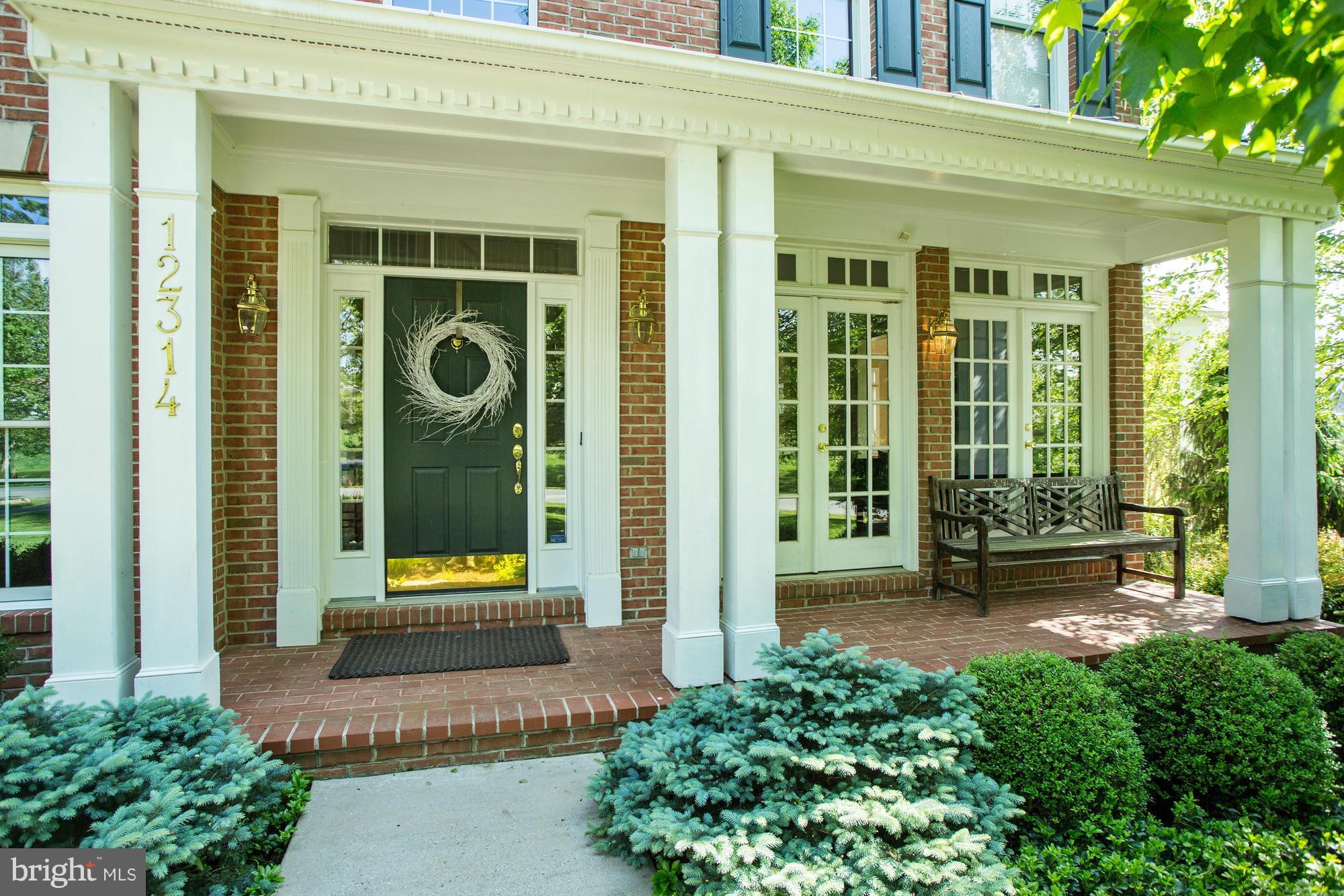 TRAVILAH GROVE - Residential