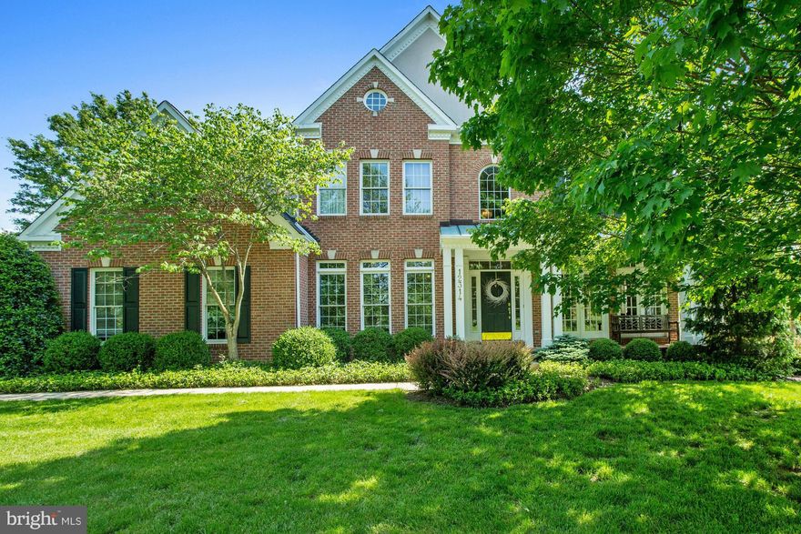 On 2 gorgeous acres, a don't miss 4 bedroom,4.5 bathroom brick colonial -perfect for entertaining and comfortable living. A gourmet, classic white kitchen opens to stone hearth family room w/vaulted ceilings. Walk out to stunning yard complete with expansive deck, pool, patio and pool house with bar area +bathroom! Sunroom, main level office, mudroom, 3 car garage, and fully finished basement!