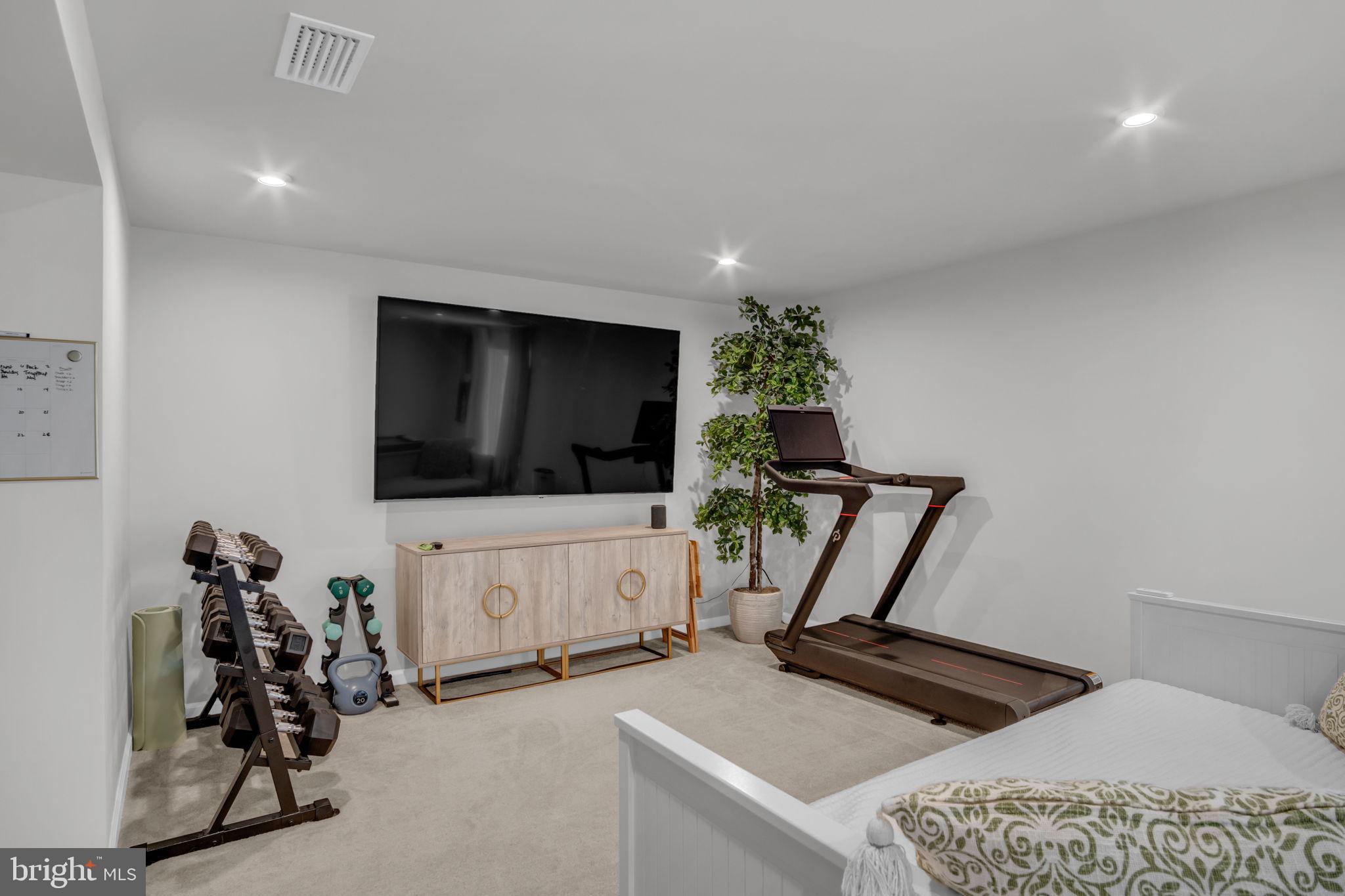 SPRING FORGE - Residential