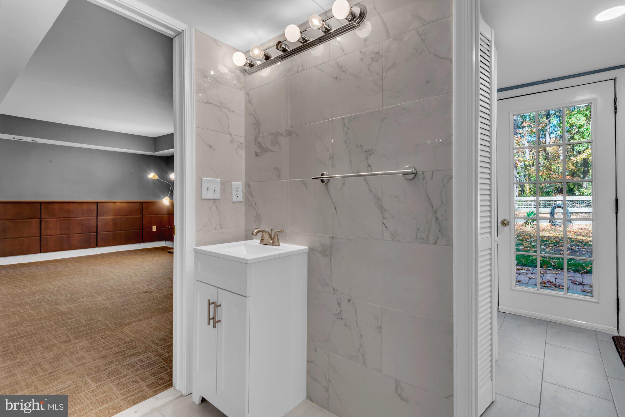 KENT POINT FARM - Residential