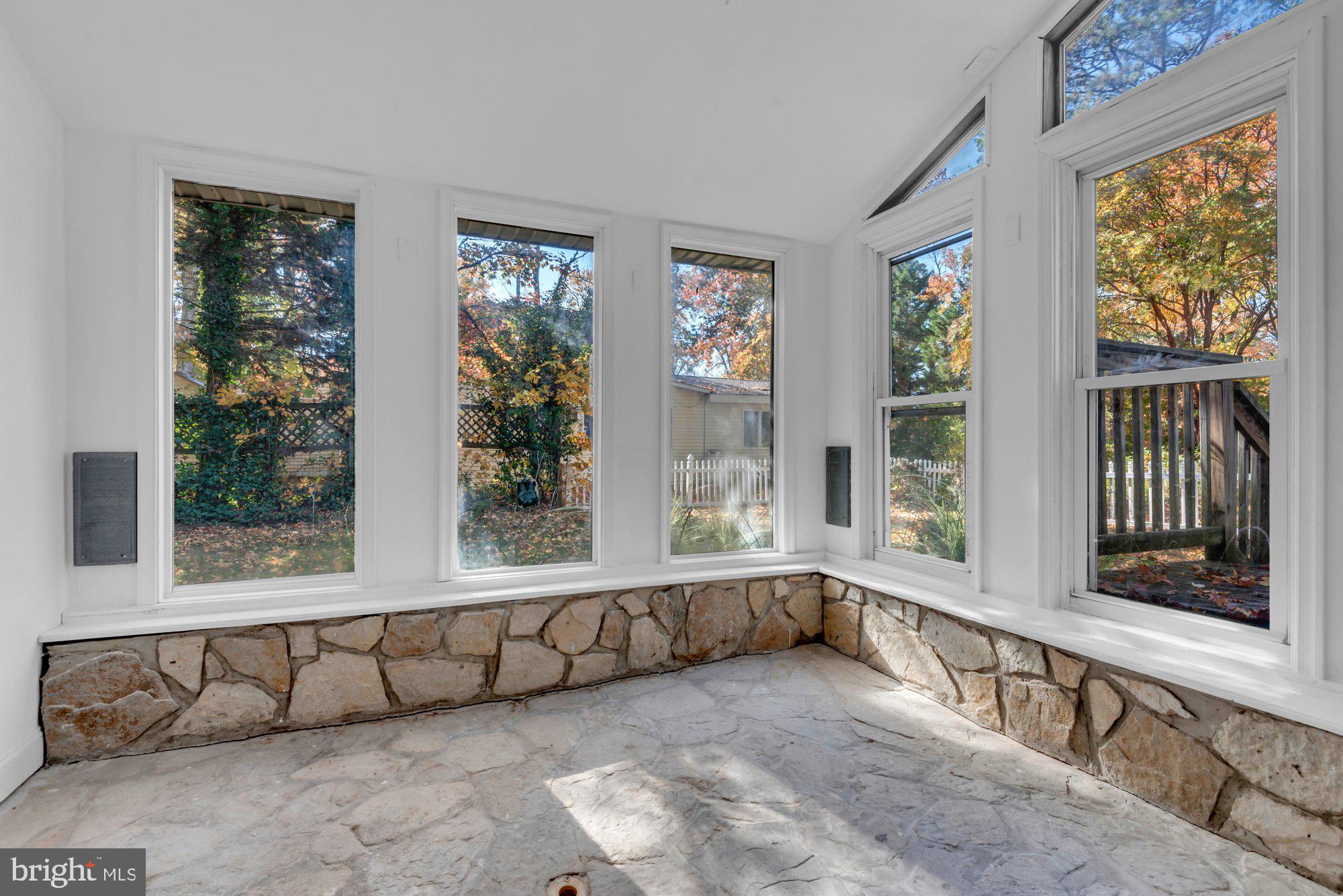 KENT POINT FARM - Residential