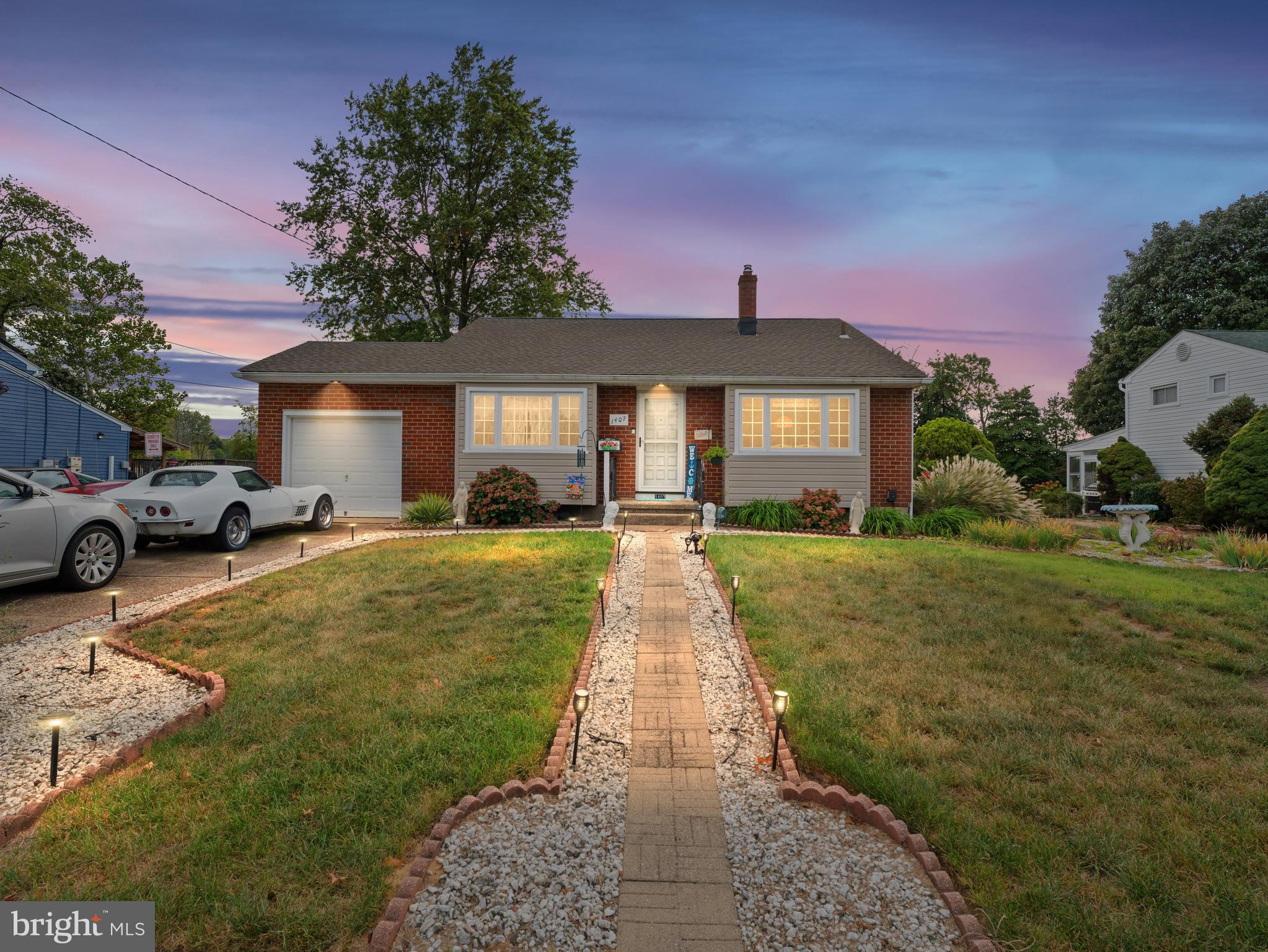 1407 GLENVIEW DRIVE