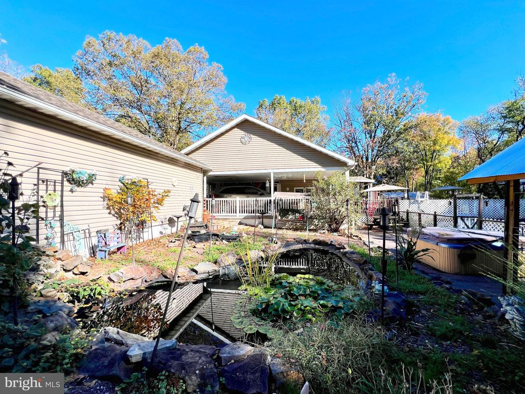 Photo of 511 Pine Drive, SACRAMENTO, PA 17968 (MLS # PASK2024000)