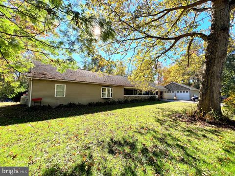 511 PINE DRIVE SACRAMENTO PA 17968