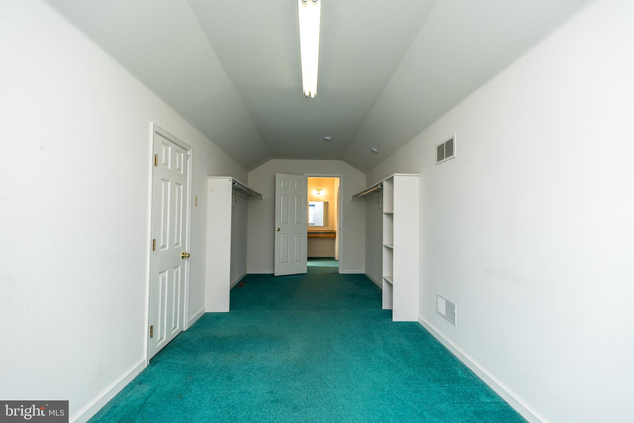 AMITY GARDENS - Residential