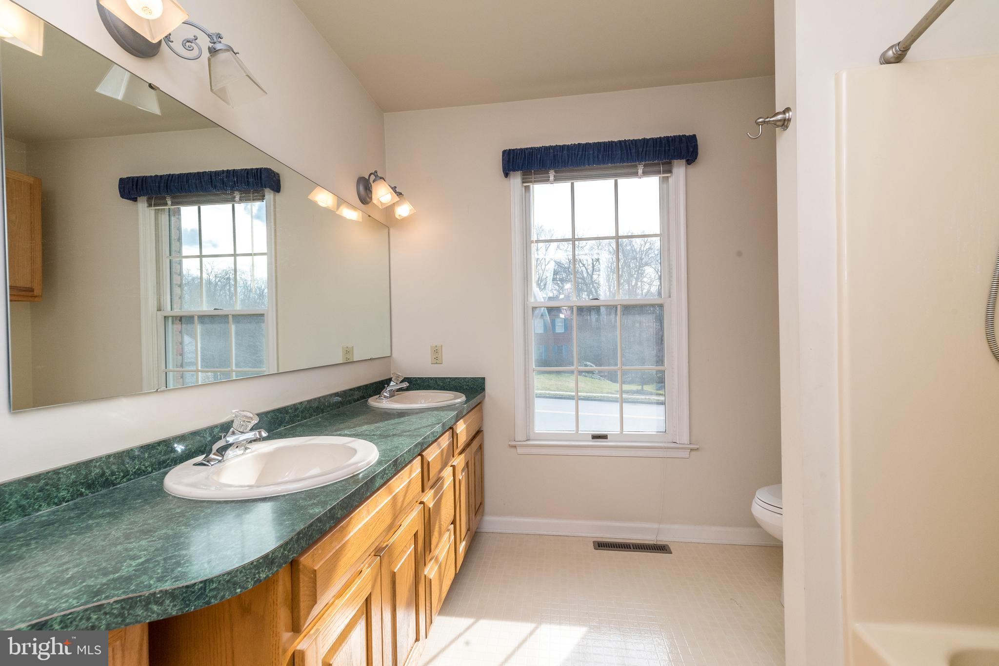 AMITY GARDENS - Residential