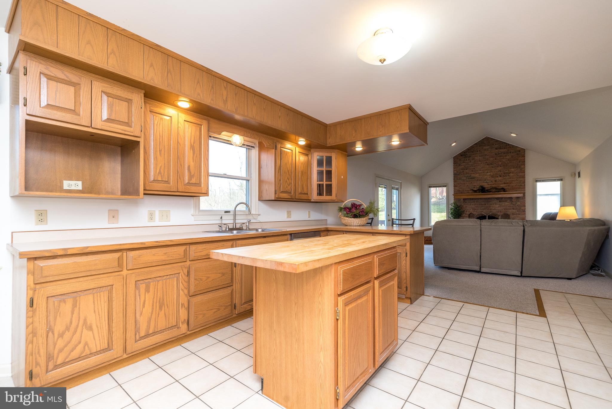 AMITY GARDENS - Residential