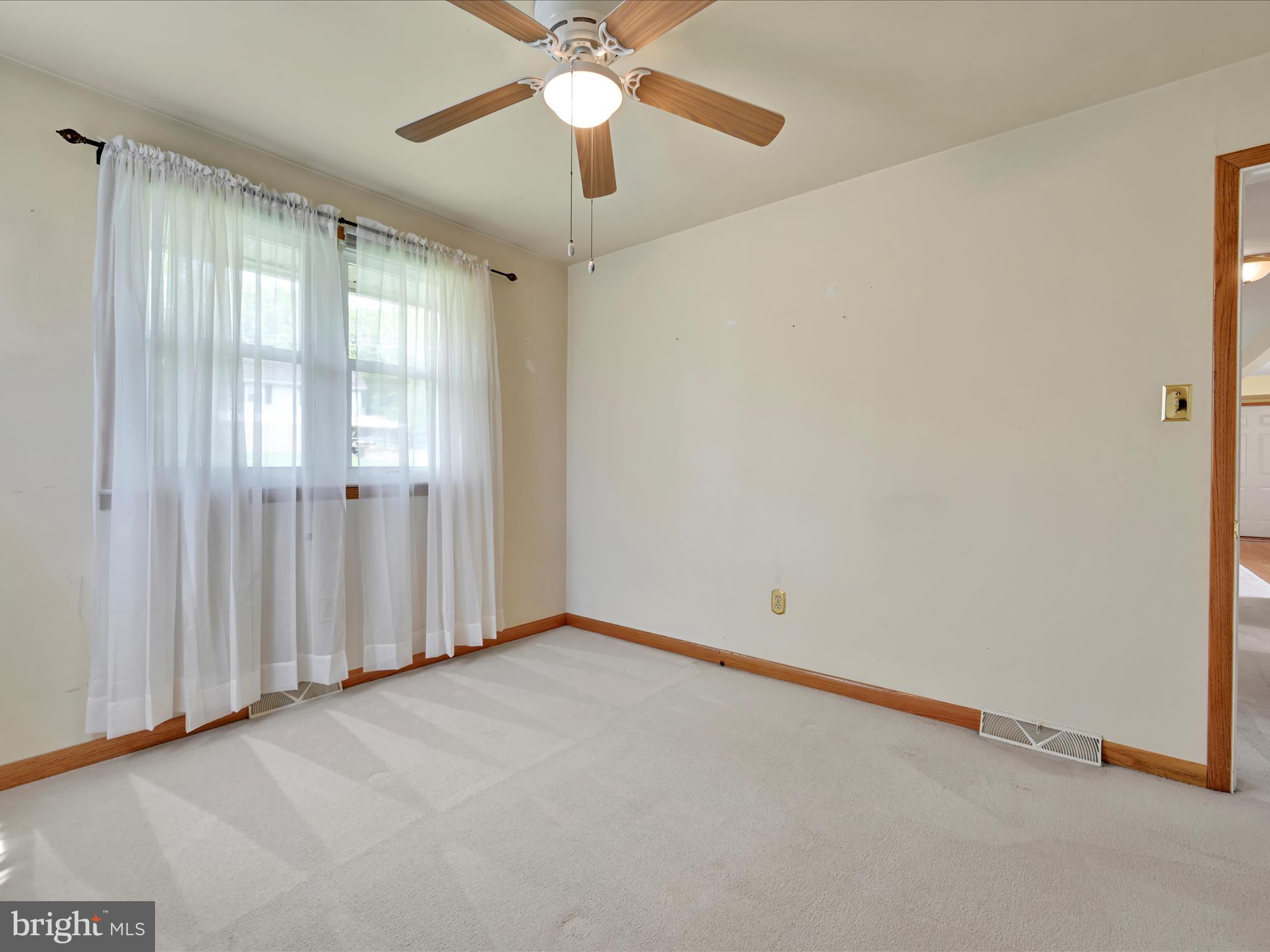 RAMBLEWOOD WS - Residential