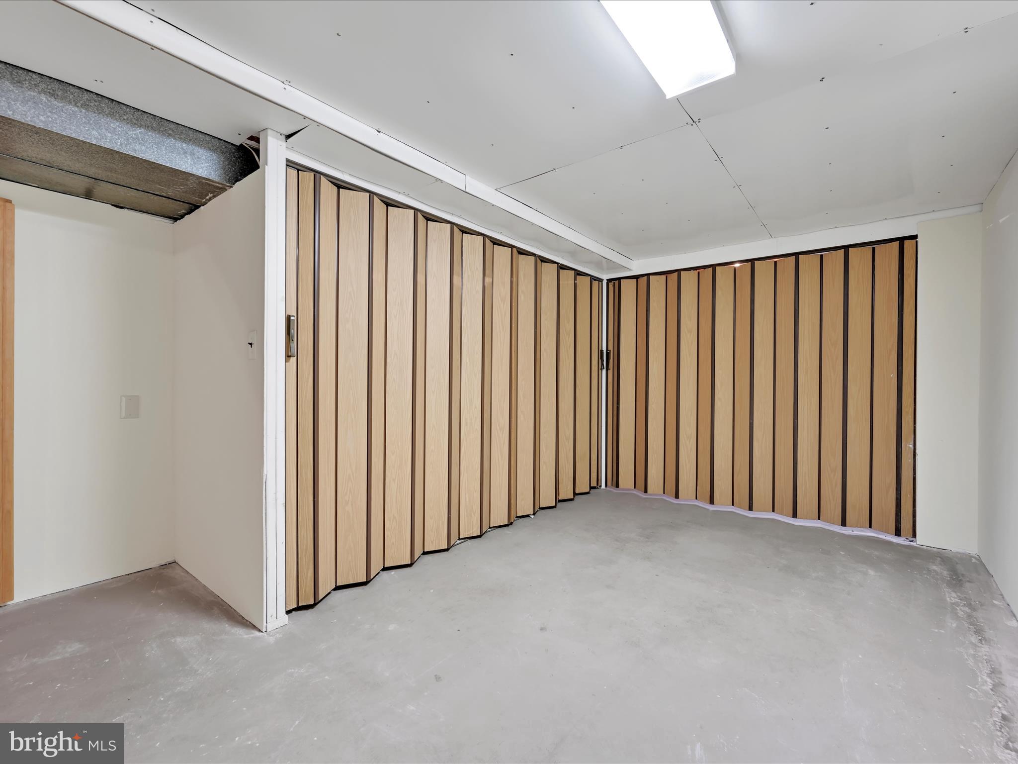 RAMBLEWOOD WS - Residential