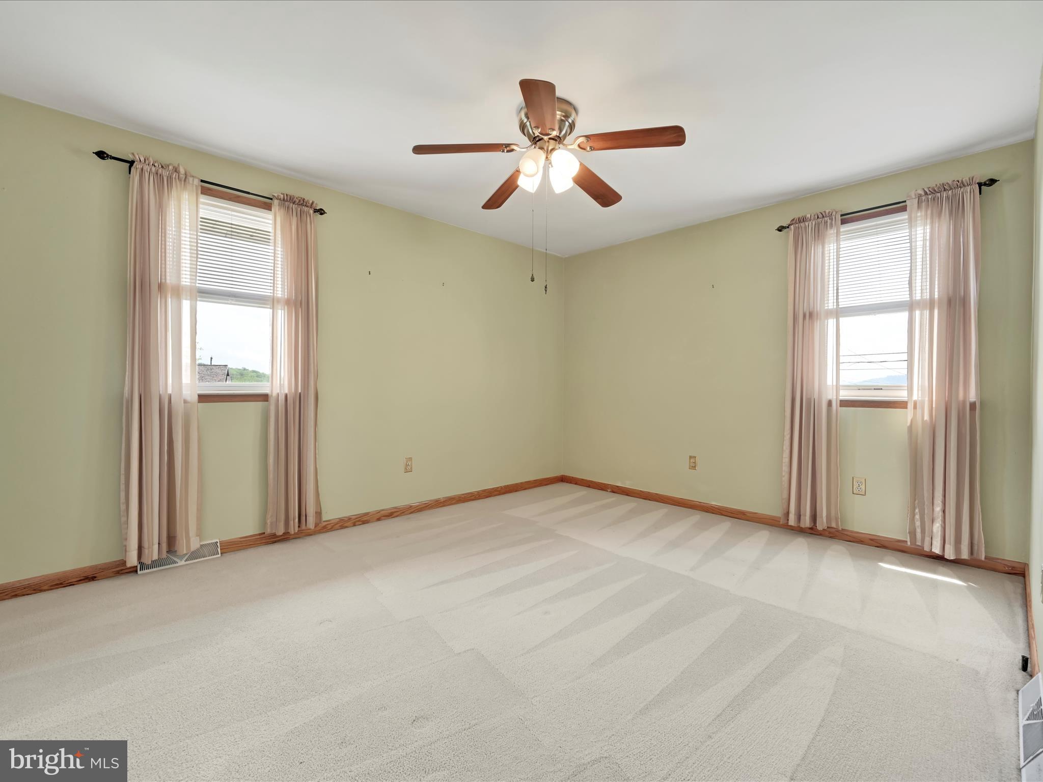 RAMBLEWOOD WS - Residential