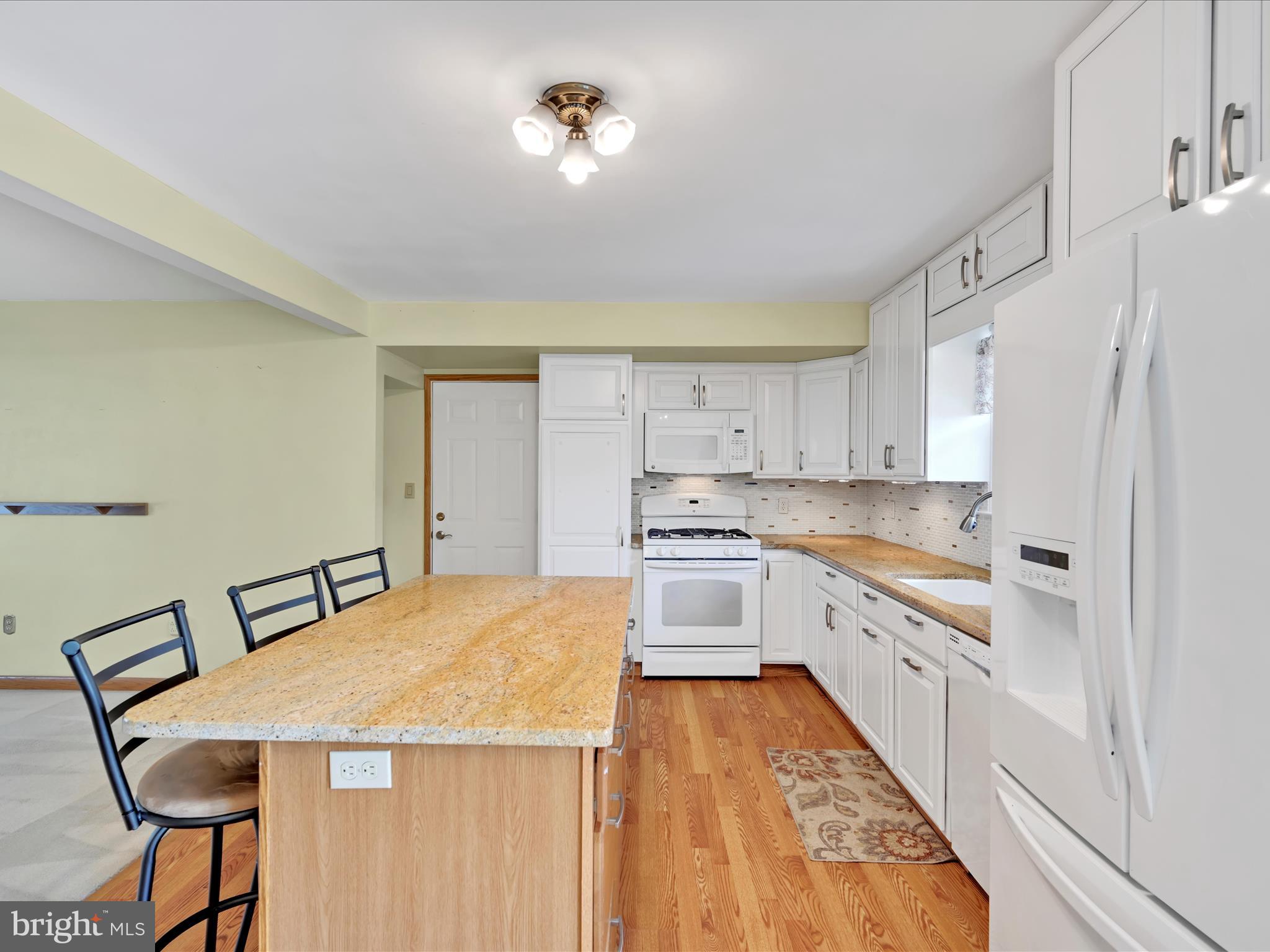 RAMBLEWOOD WS - Residential