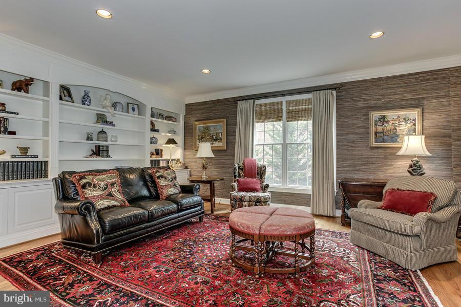 FRANKLIN PARK - Residential