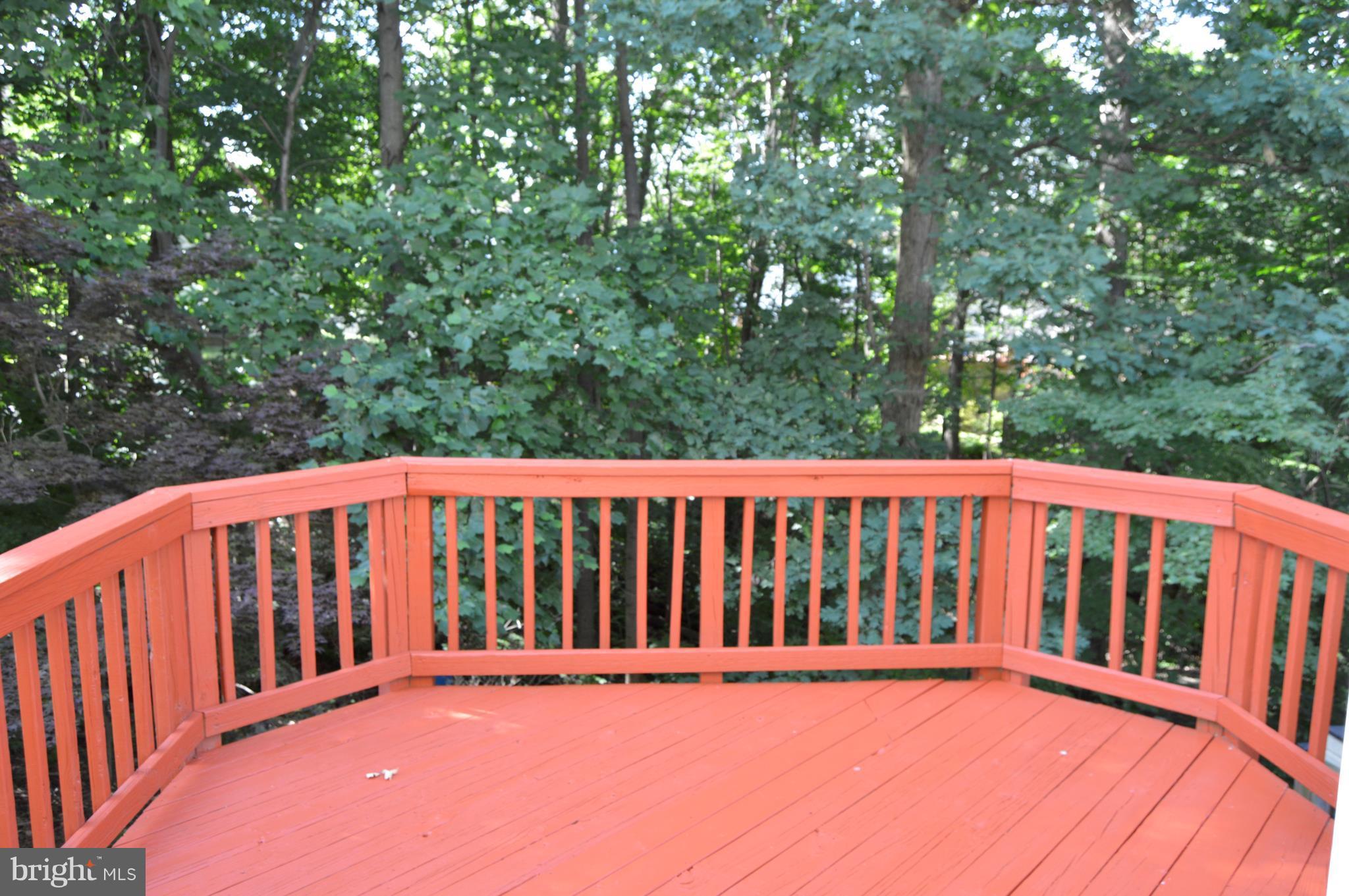 VALLEY STREAM ESTATES - Residential