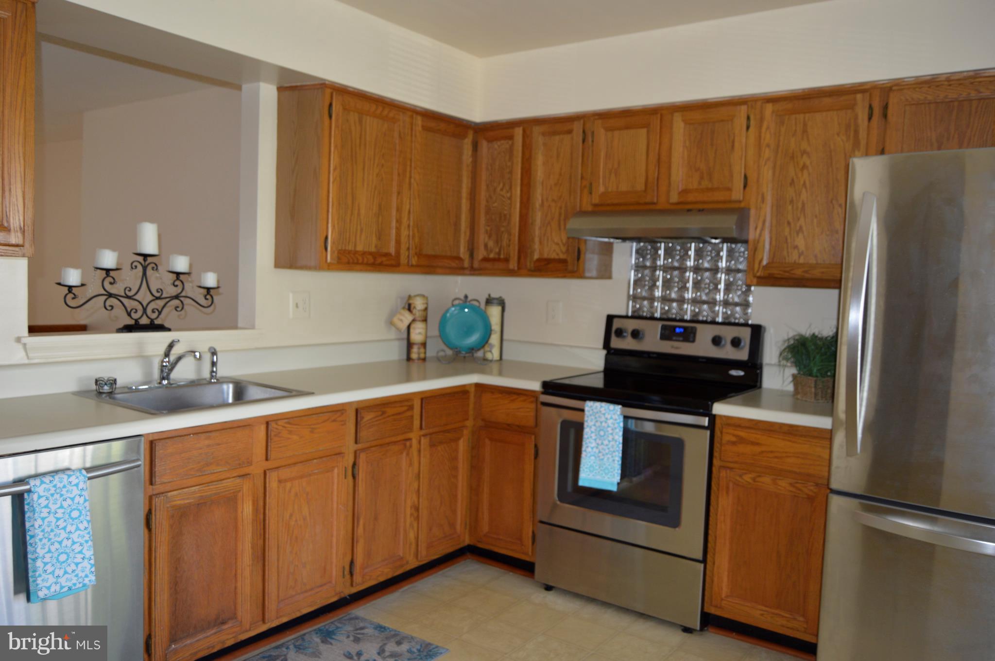 VALLEY STREAM ESTATES - Residential