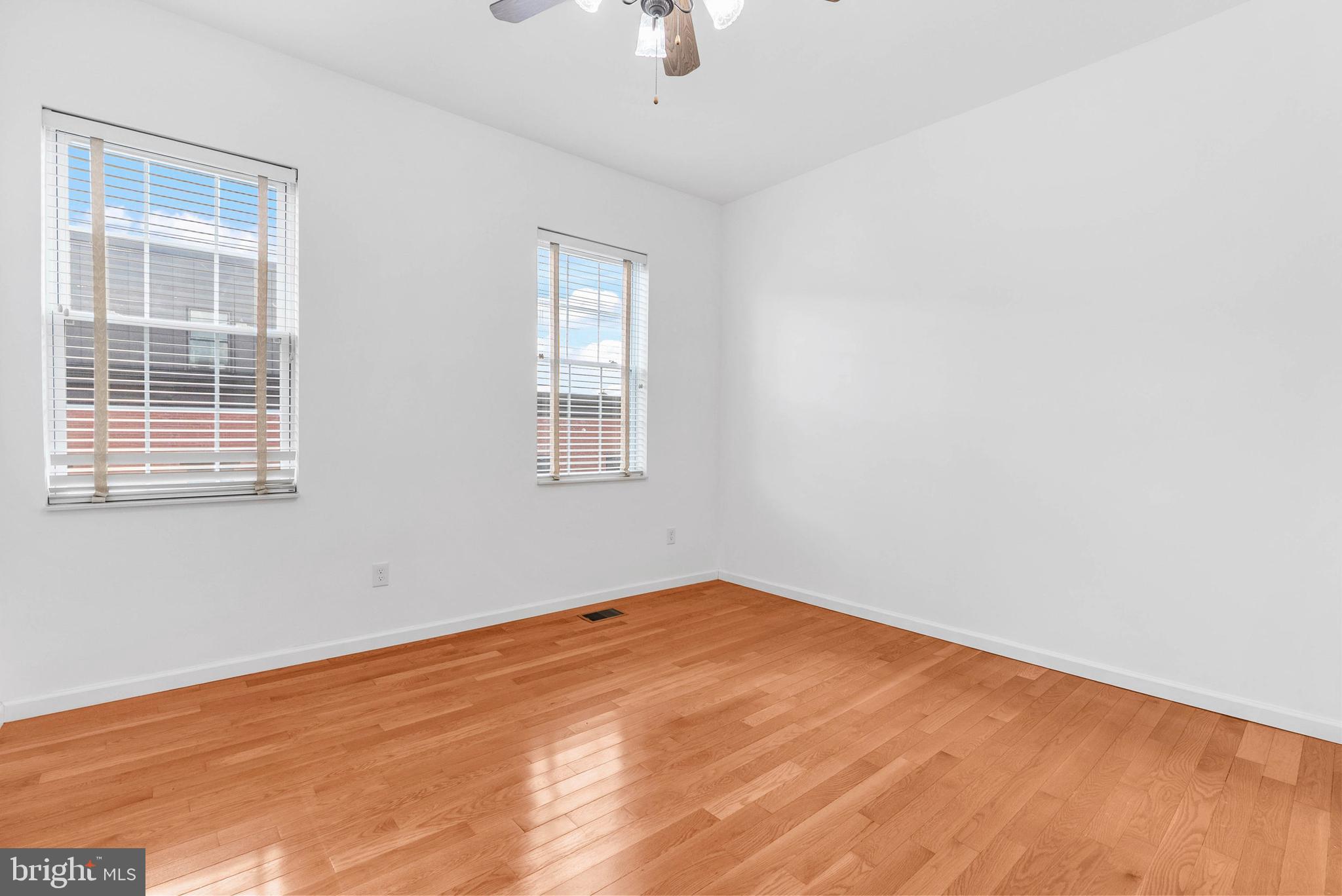 PASSYUNK SQUARE - Residential