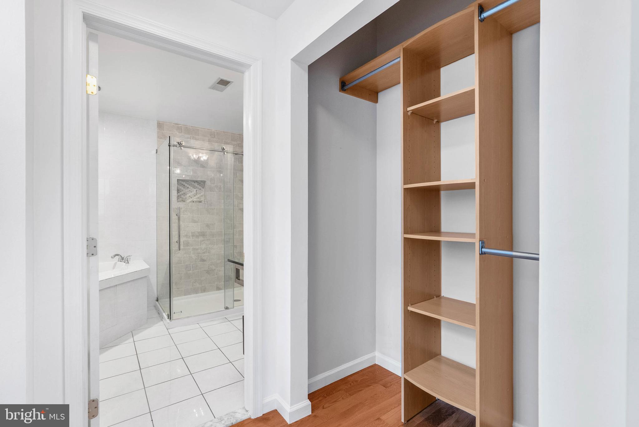 PASSYUNK SQUARE - Residential