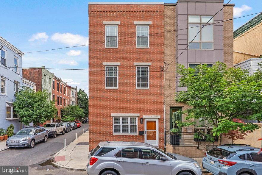 Opportunity to be in E. Passyunk Sq neighborhood.  3 blocks below Washington Ave, 3 blocks from the Broad St line. and 1/2 block from Columbus Sq Park.  Crazy convenient location to restaurants, bars, Target, Sprouts, dog park and the shopping center on 12th and Washington. 
This is a sun lit large, 3 stories 3.5 baths with 3 large bedrooms, an extra bonus room  in the rear of the 2nd floor with slider to small balcony space. Large fully finished basement with w/d and  enclosed HVAC / mechanical room.
1st floor - large high ceiling open living room space with open style kitchen with breakfast island, plenty of cabinets and countertop space.  1/2 bath next to the kitchen and door to Titan St.
2nd floor - Master bedroom with large with small walk in closet area and entrance to large master bath with 2 entrances, corner jacuzzi tub, stand up shower and customed vanity.
Rear room could be used as laundry room or an office with sliders to a small roof balcony.
3rd floor - front bedroom - good size bedroom, plenty of closet space with 3 piece full bathroom.  Rear bedroom - also a good size room with walk in closet and another 3 piece full bathroom with a standup shower.  There are stairs to the roof if you want to build a roof deck.

A Lot of house in an awesome location!