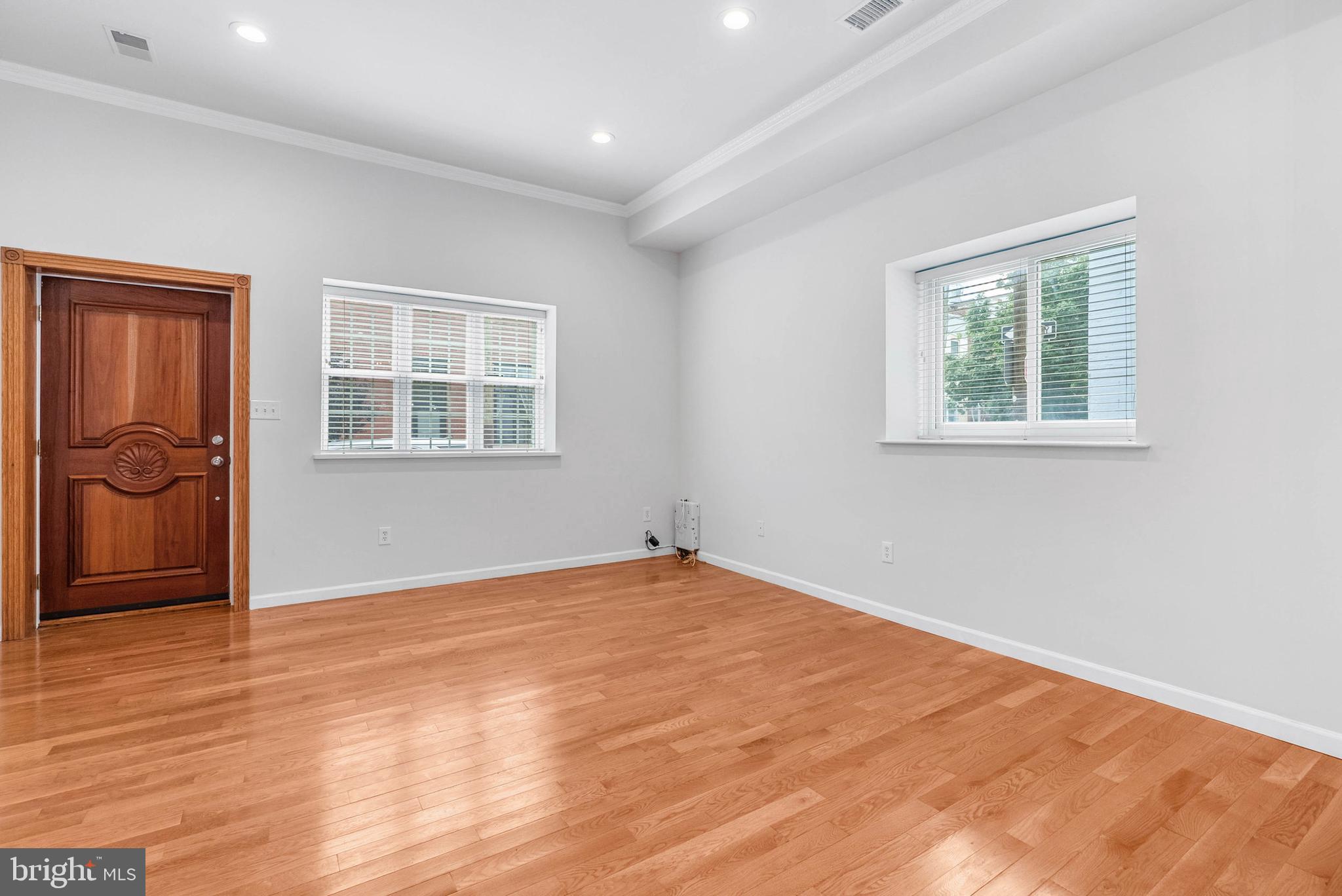 PASSYUNK SQUARE - Residential