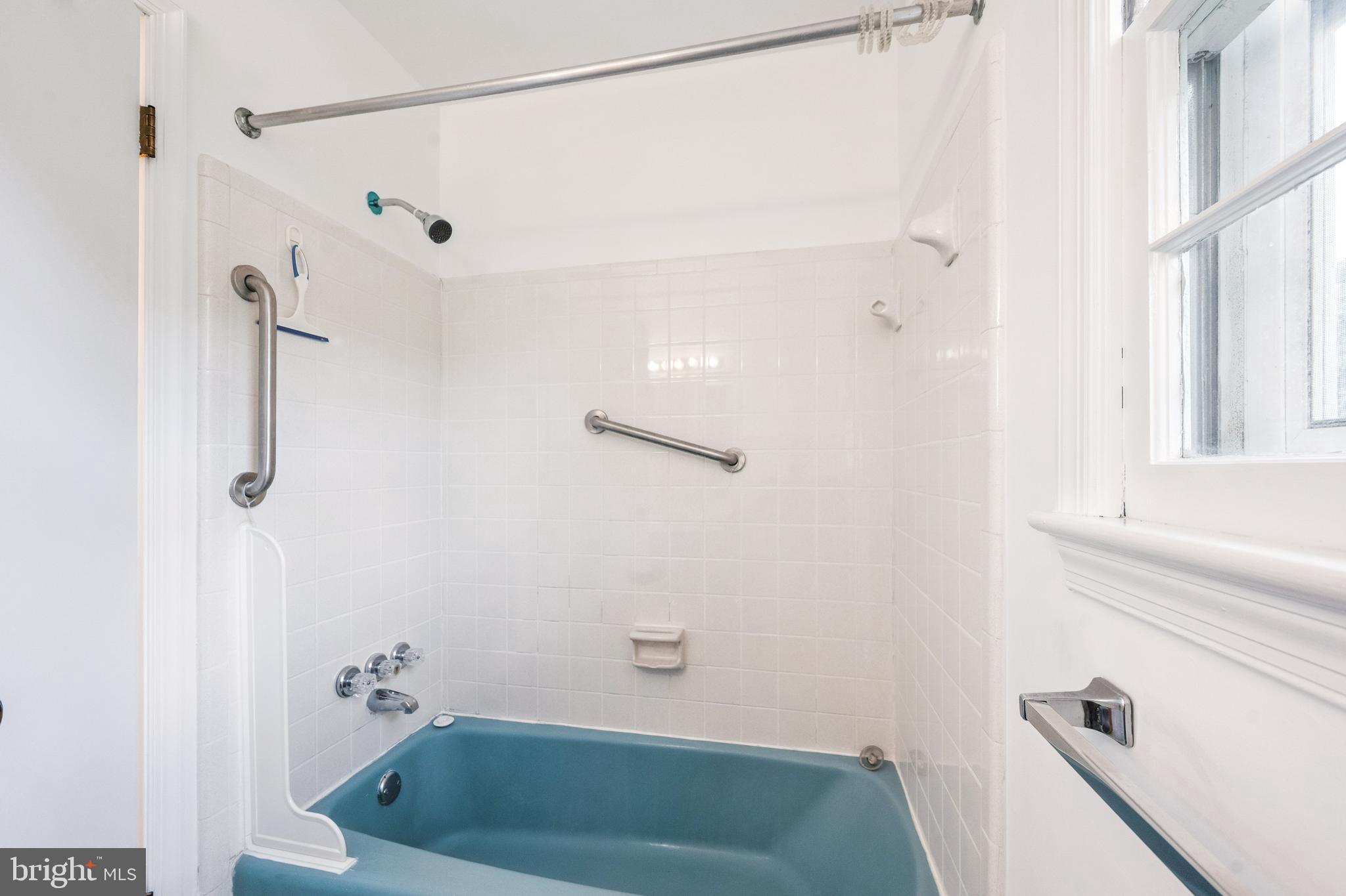 GLYNHILL - Residential