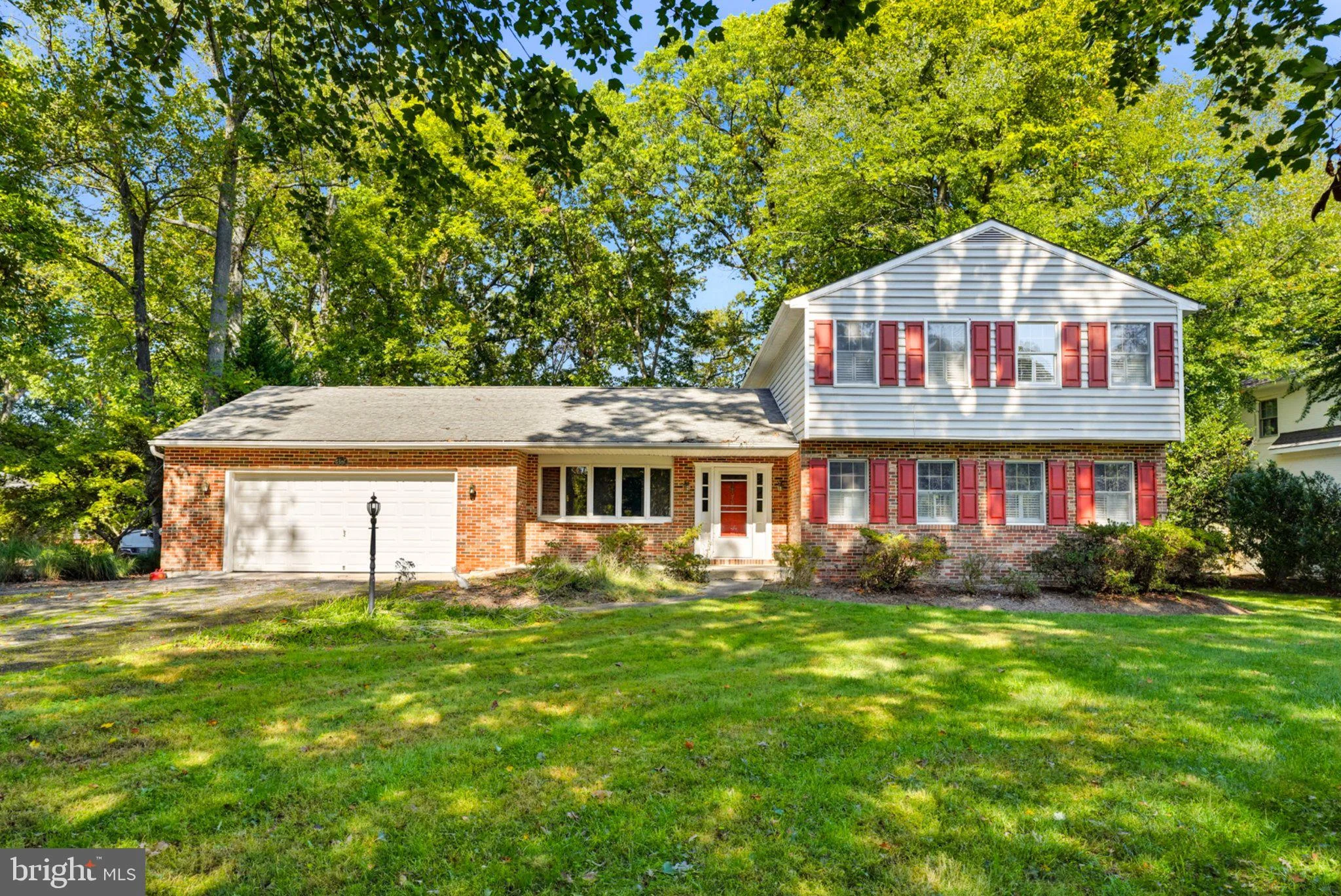 700 N Holly Drive