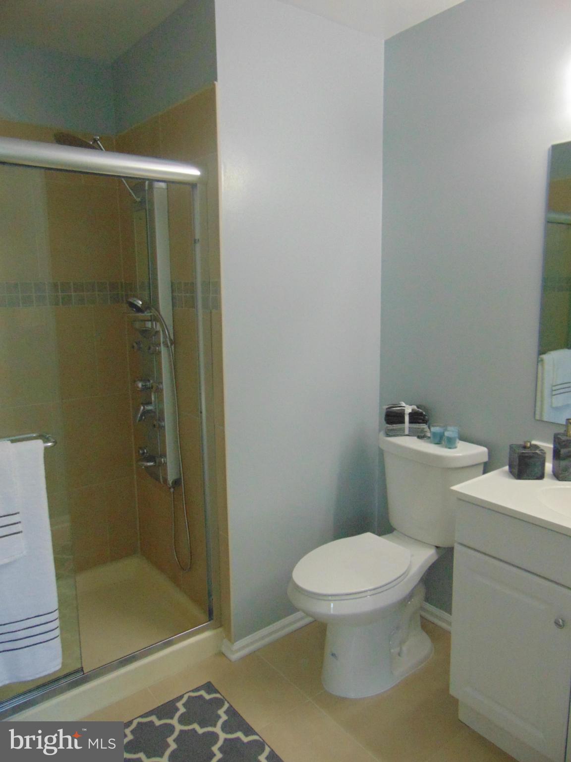 WILLIAMSTOWN - Residential