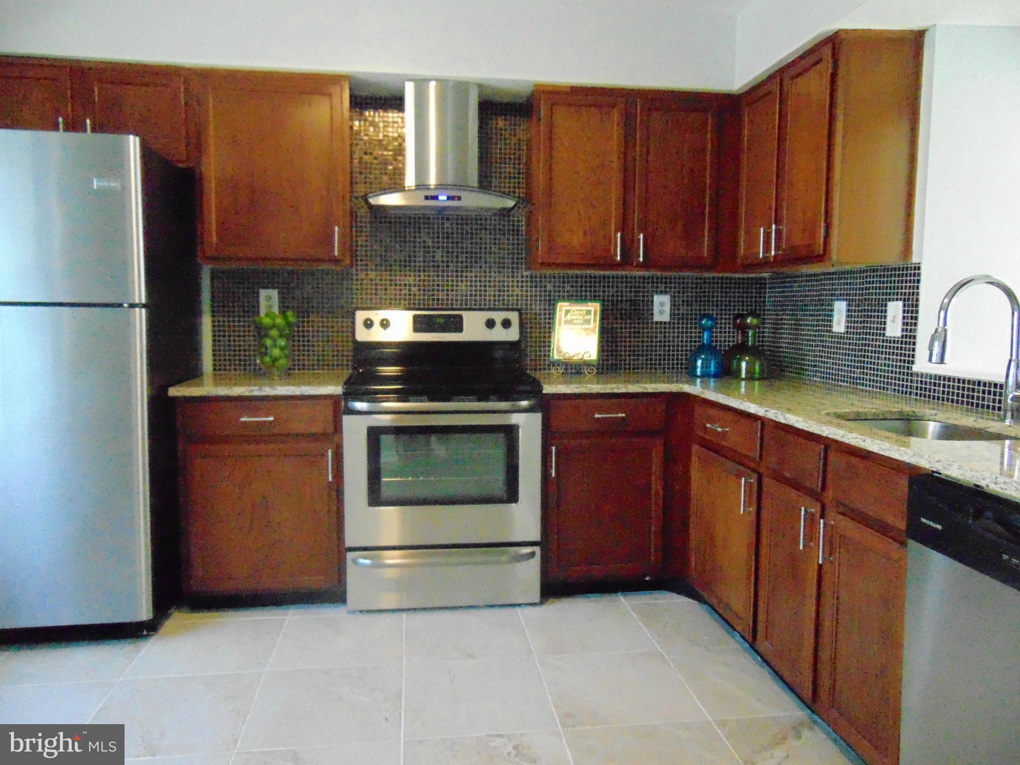 WILLIAMSTOWN - Residential