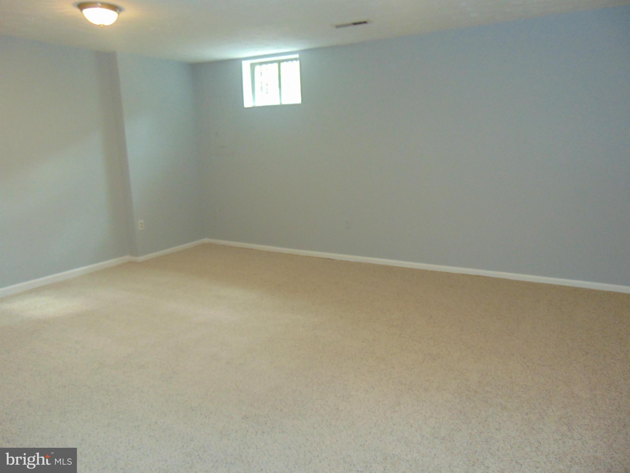 WILLIAMSTOWN - Residential