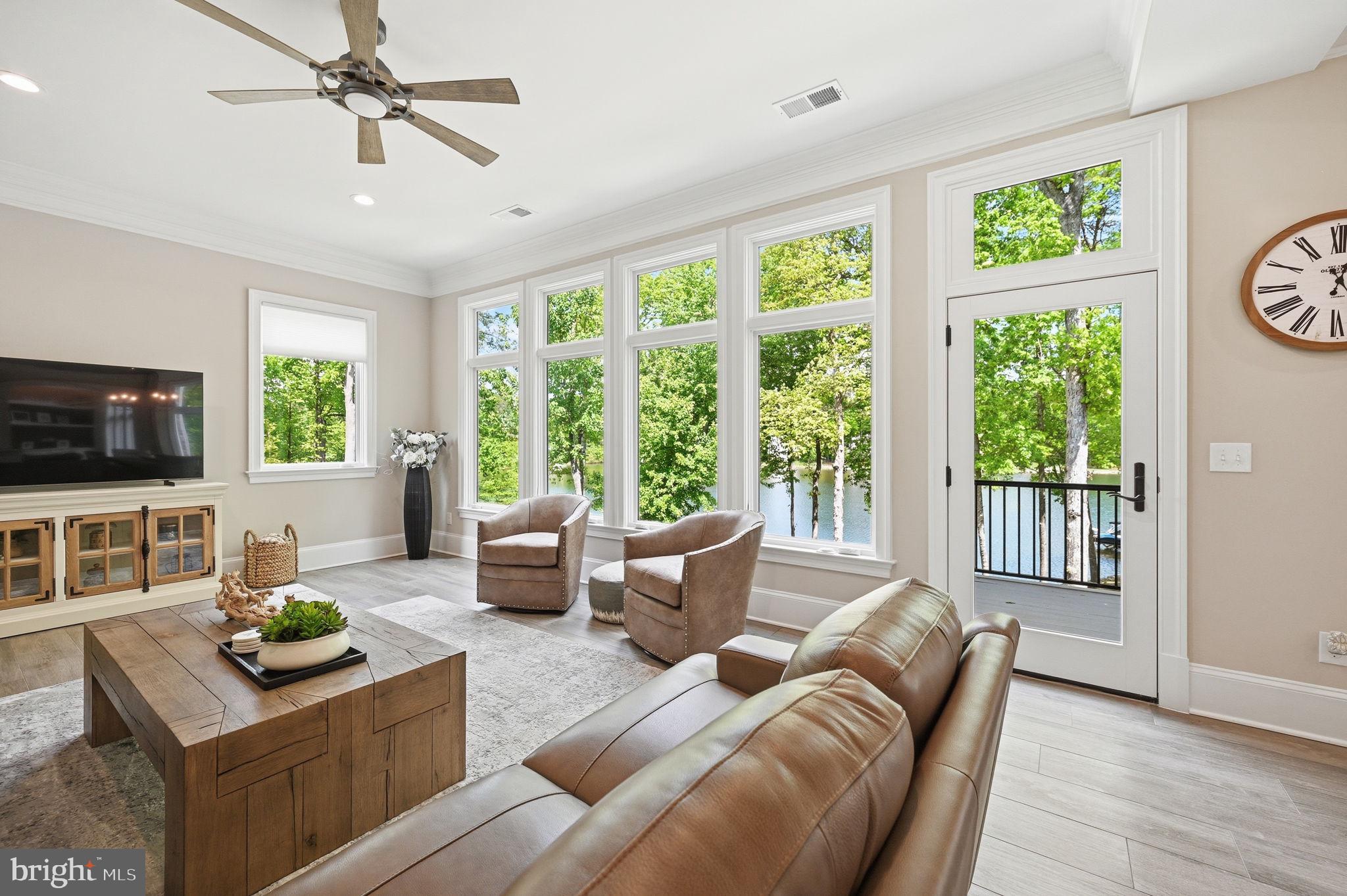 FAWN LAKE - Residential
