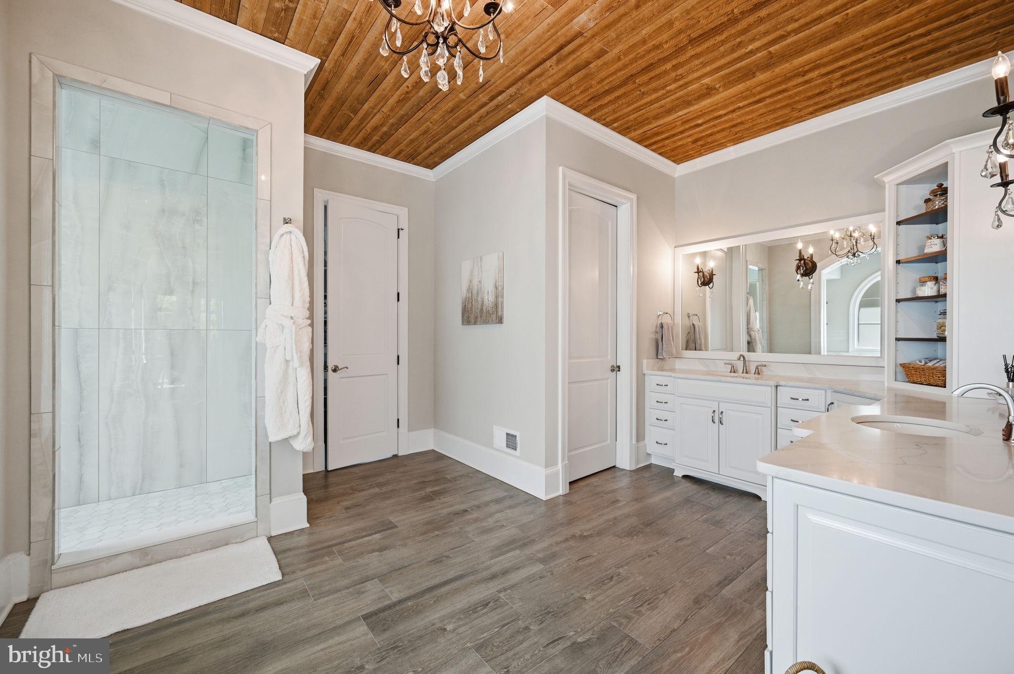 FAWN LAKE - Residential