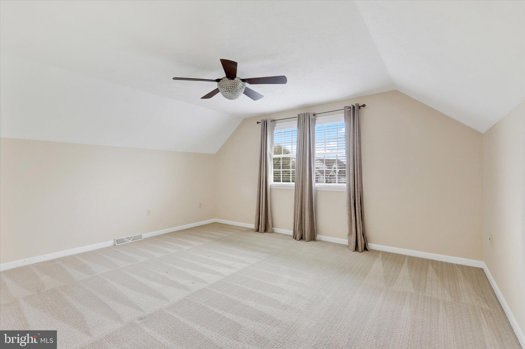 MEADOW GREEN - Residential