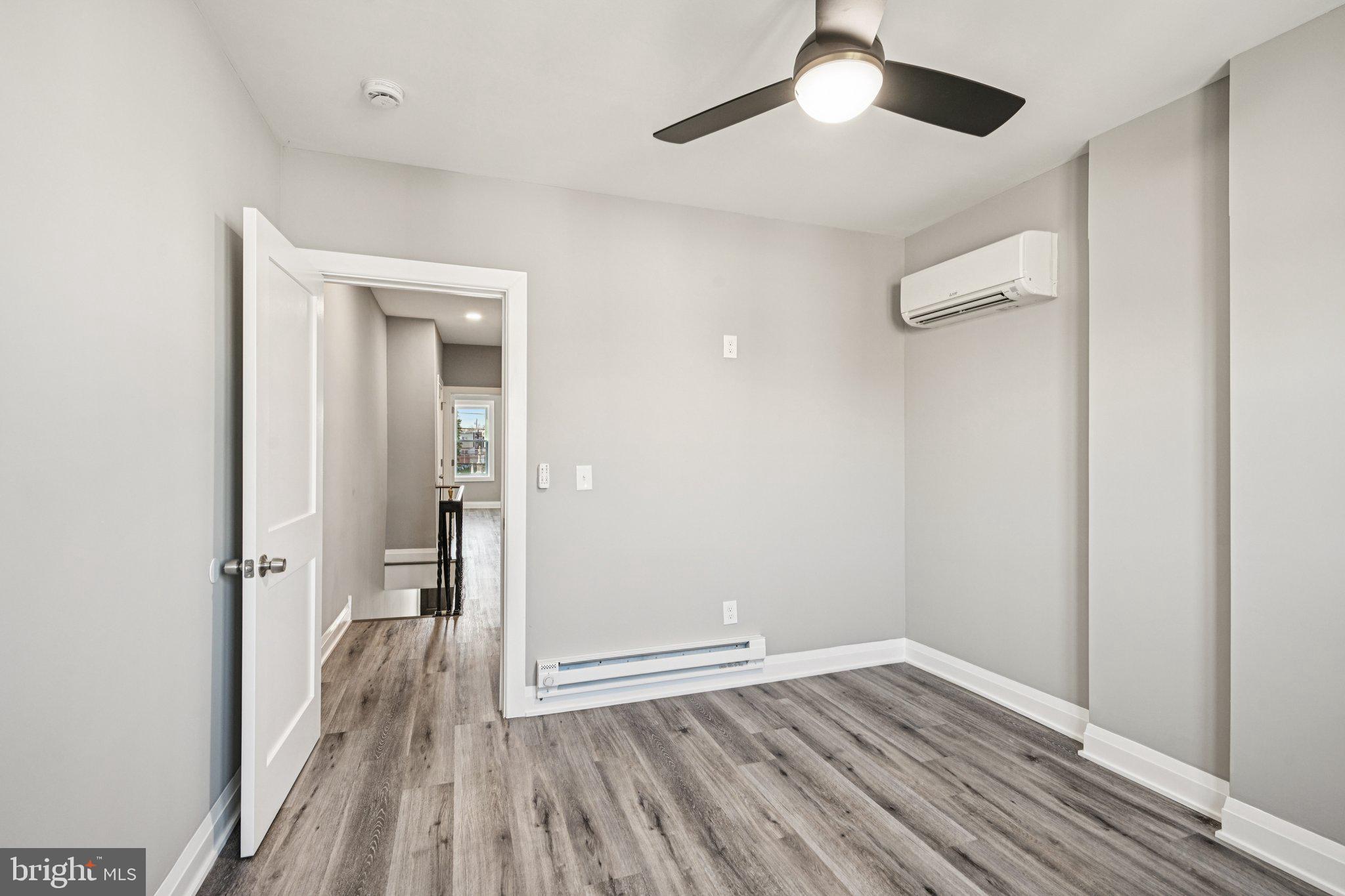 PHILADELPHIA (SOUTH) - Residential