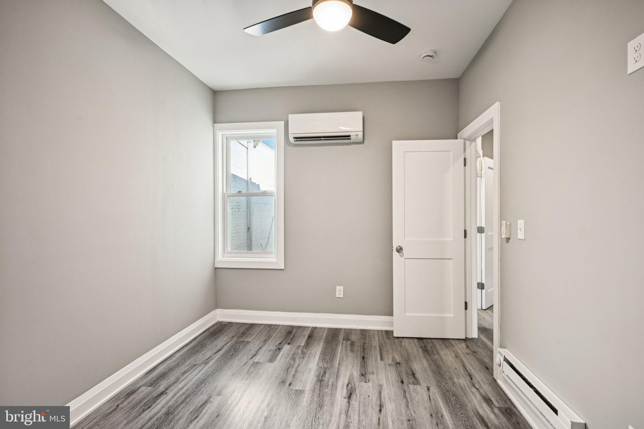 PHILADELPHIA (SOUTH) - Residential