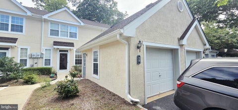 Townhouse For Rent - 75 Ashford Drive<br/> PLAINSBORO, NJ 08536