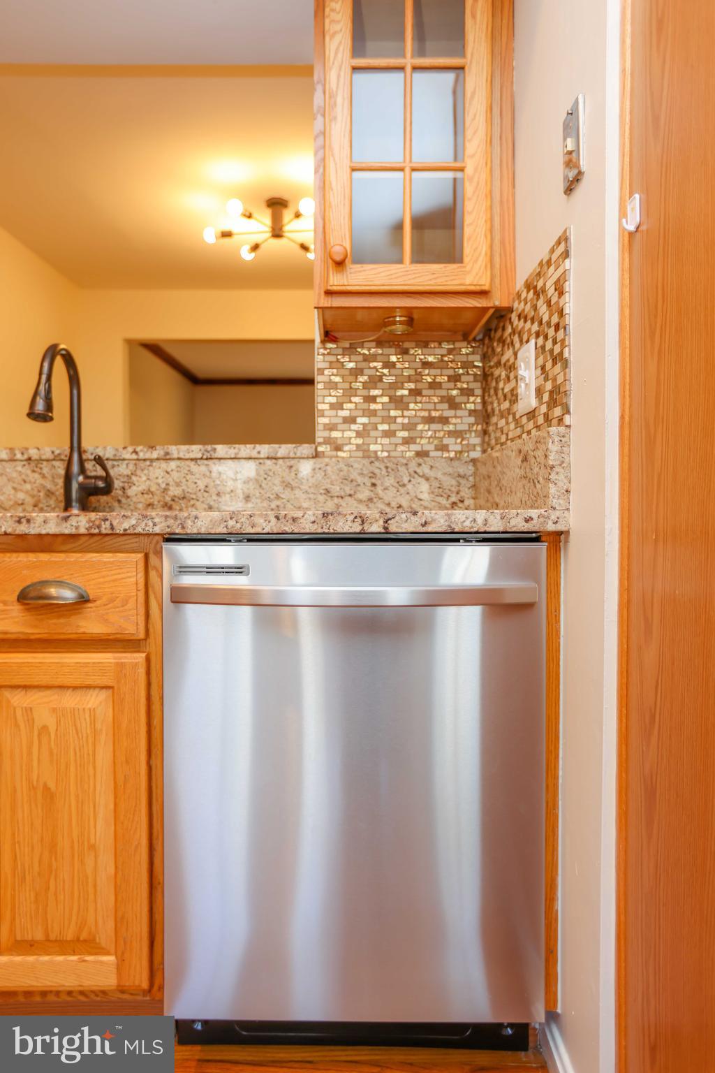 LONG REACH - Residential Lease