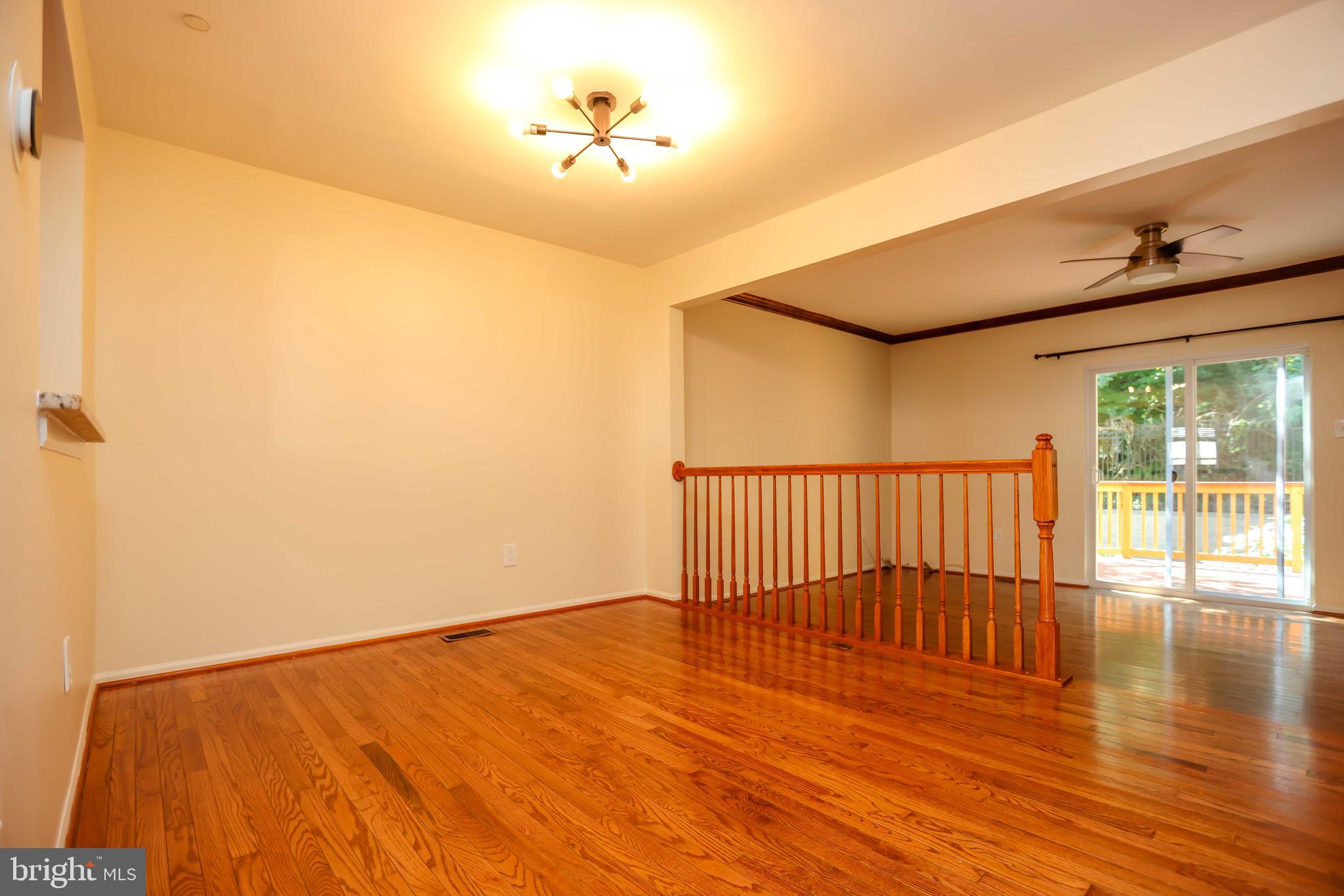 LONG REACH - Residential Lease