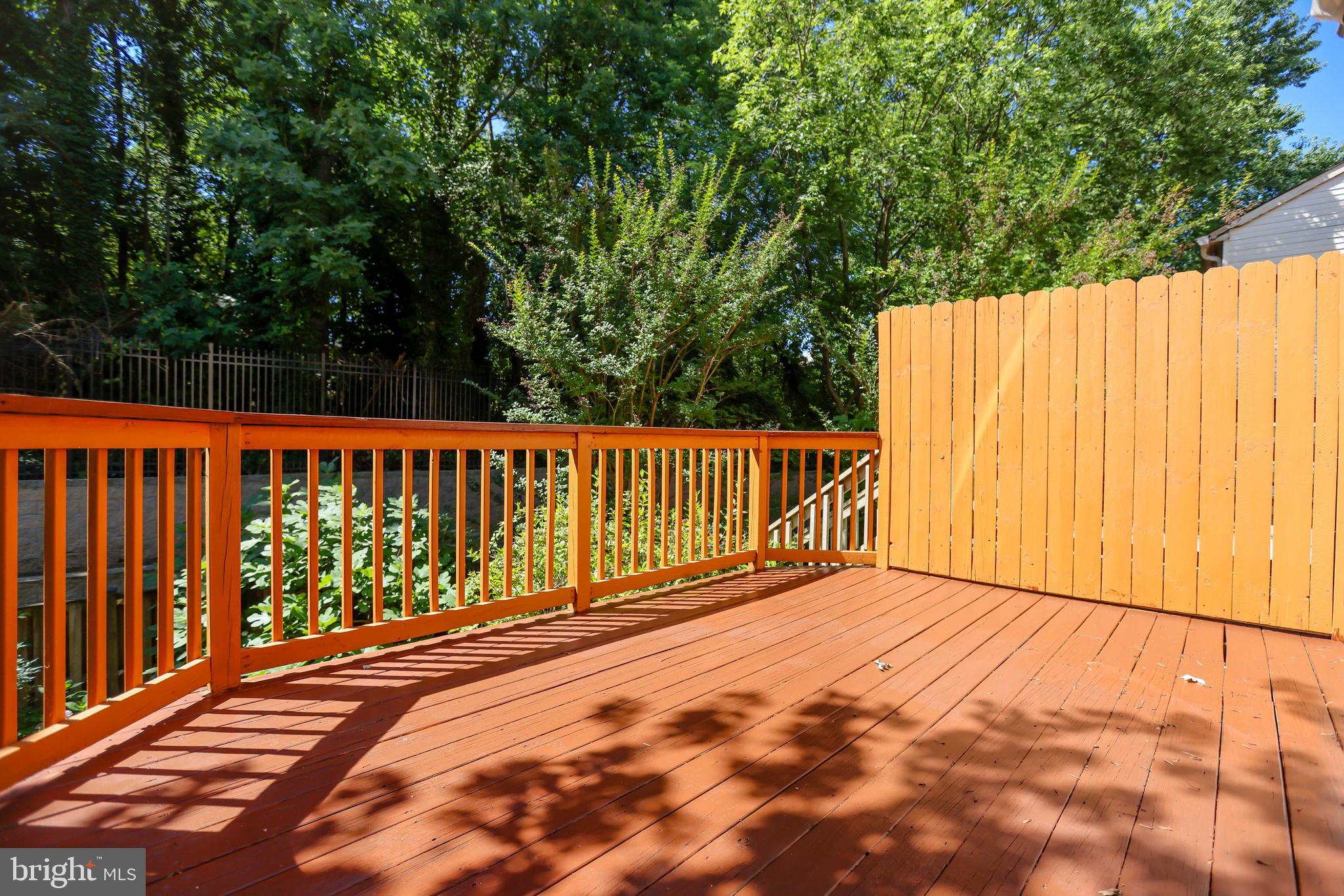 LONG REACH - Residential Lease