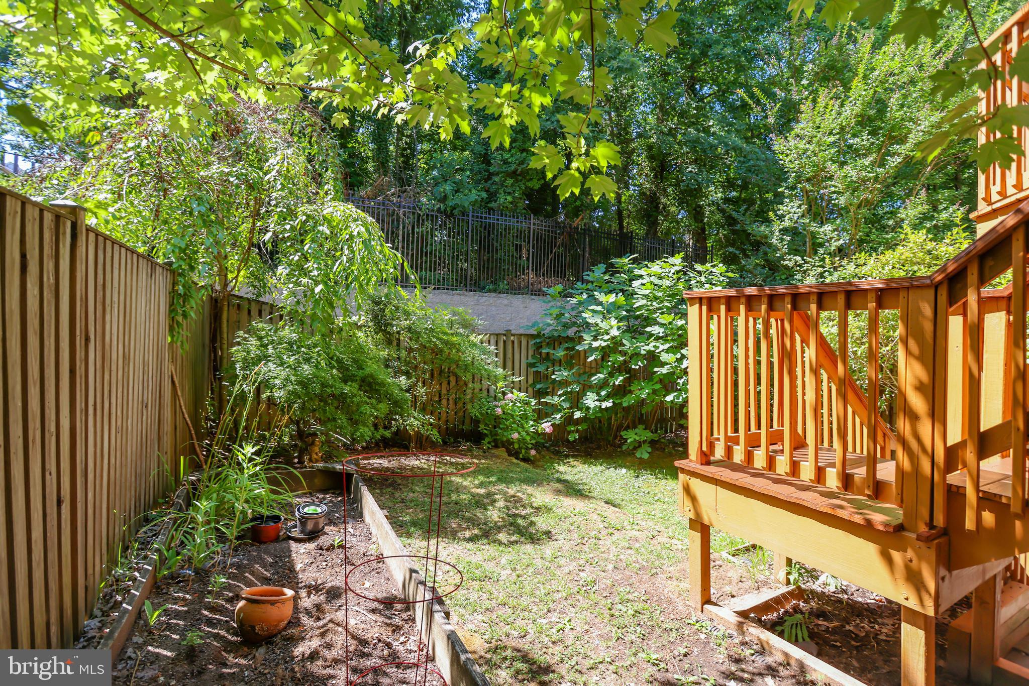 LONG REACH - Residential Lease