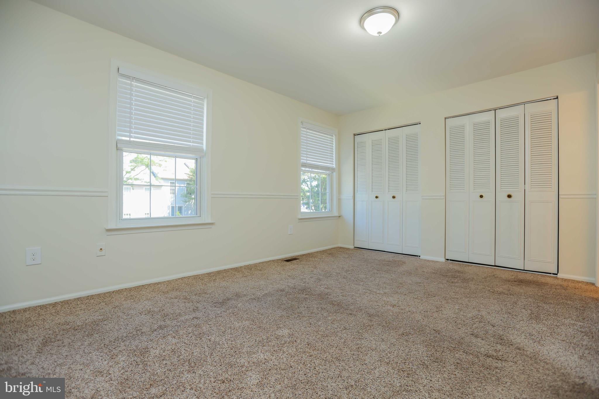 LONG REACH - Residential Lease