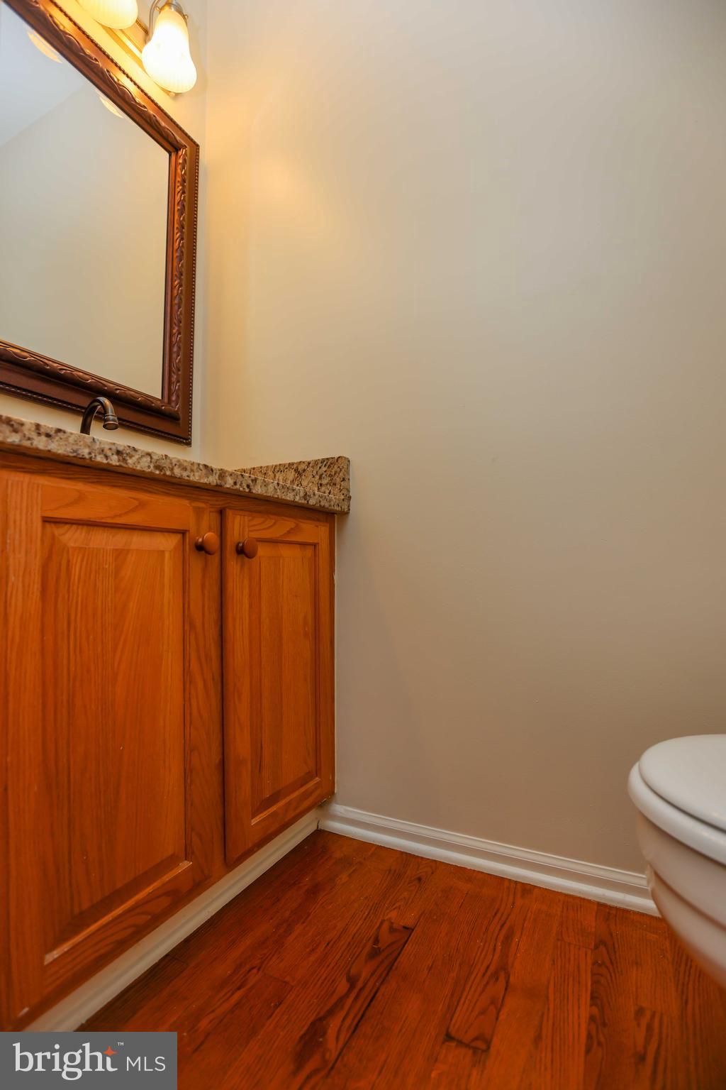 LONG REACH - Residential Lease