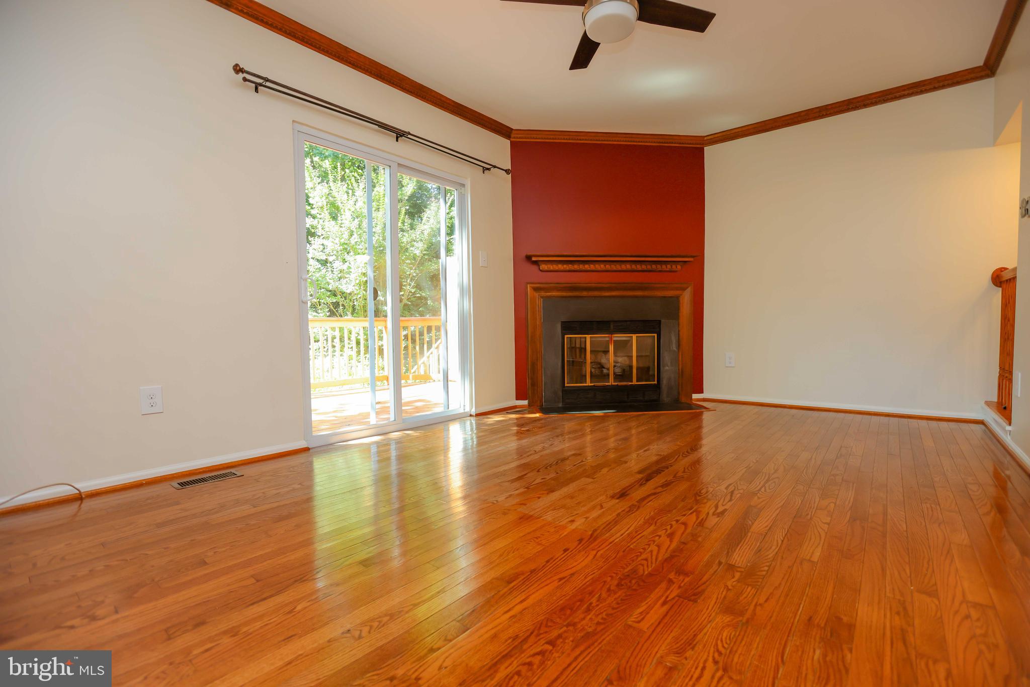 LONG REACH - Residential Lease