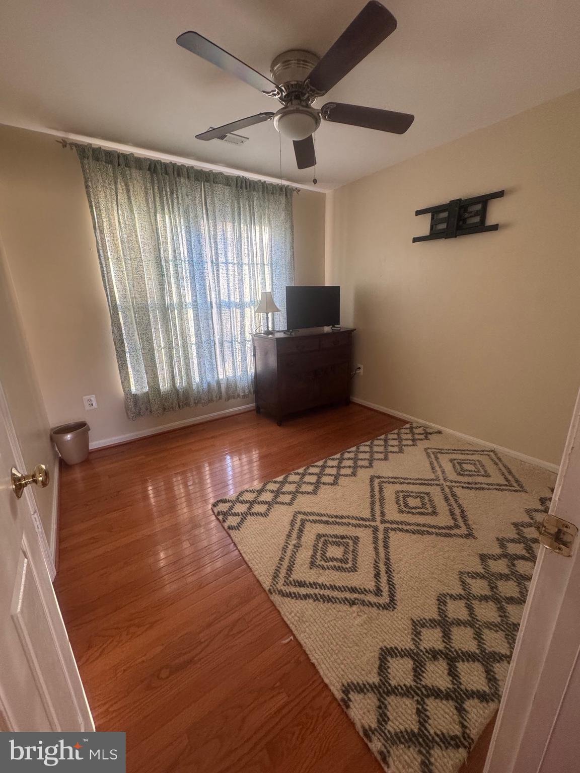 SALEM FIELDS - Residential