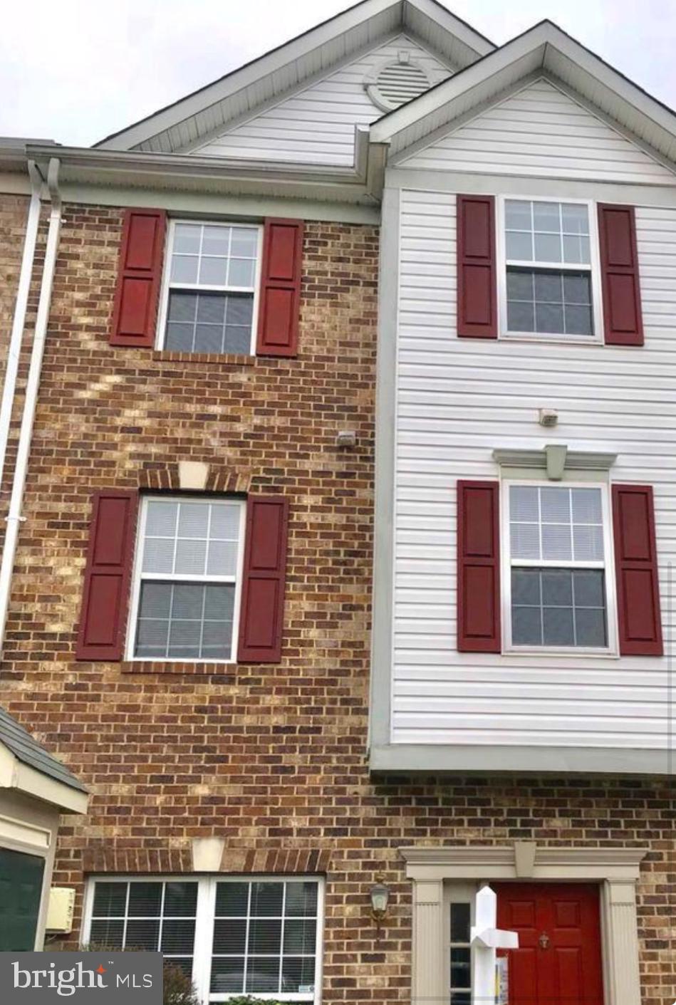 SEVEN OAKS - Residential Lease