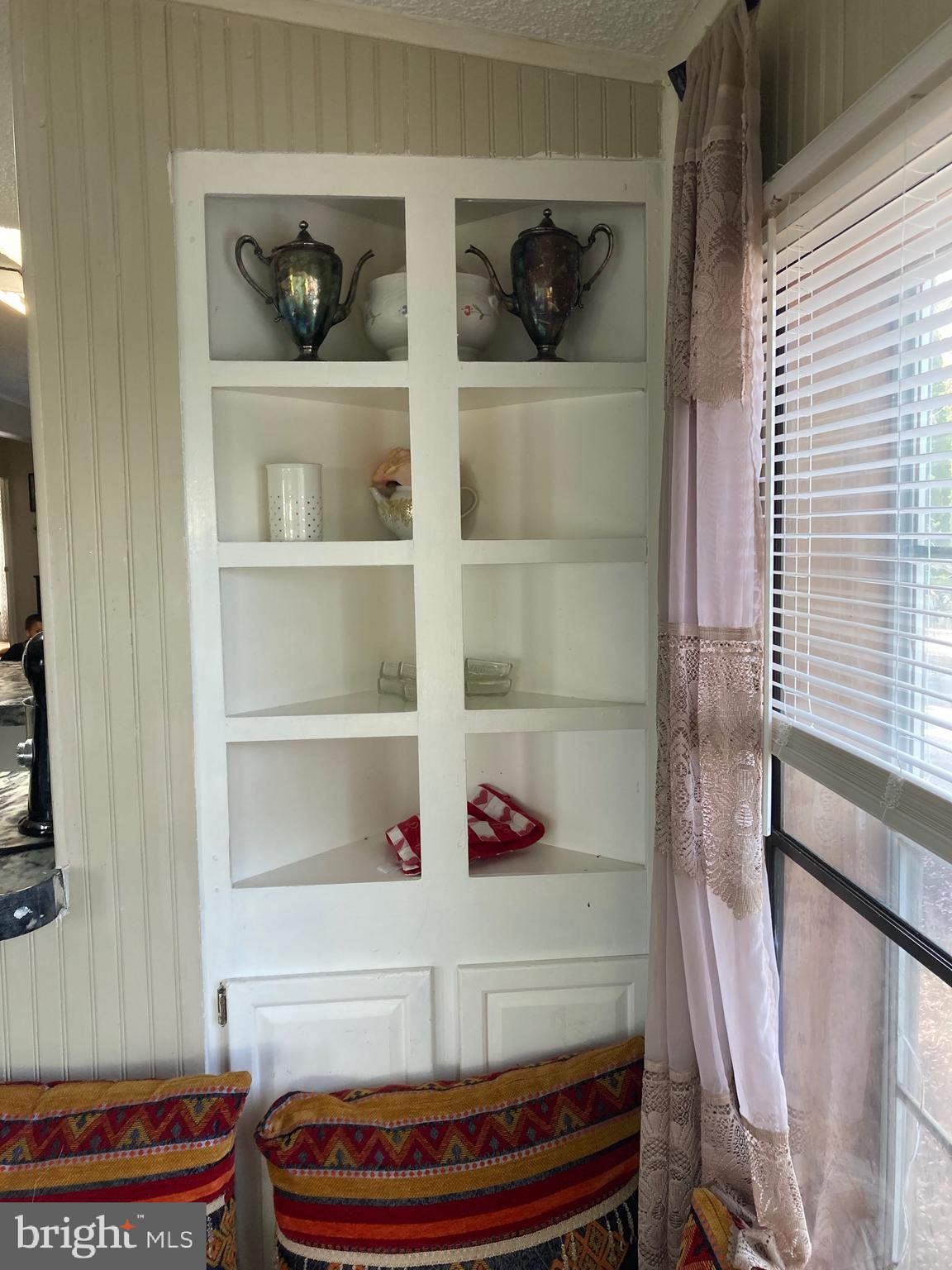 NORTHVIEW MANOR - Residential