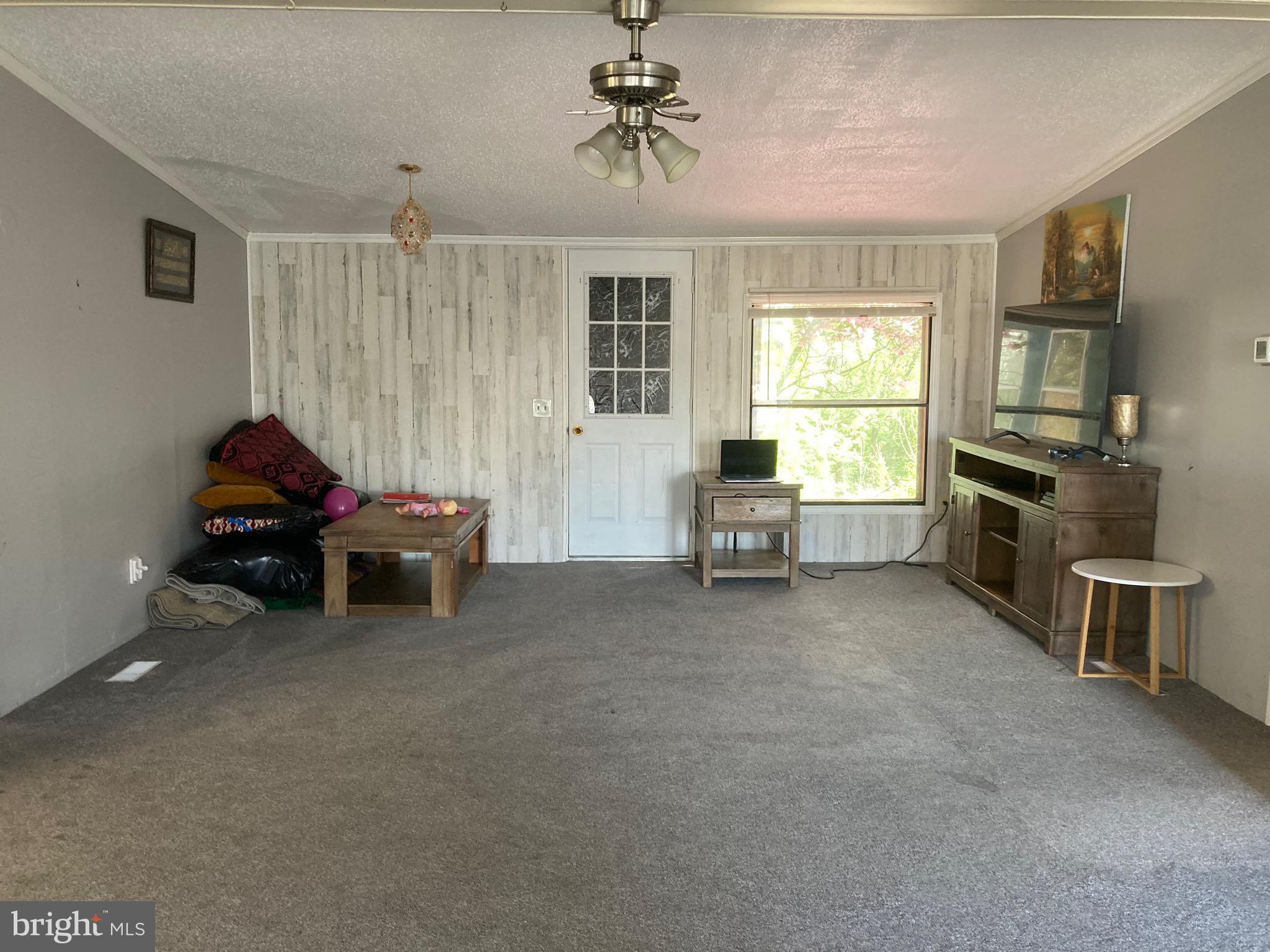 NORTHVIEW MANOR - Residential