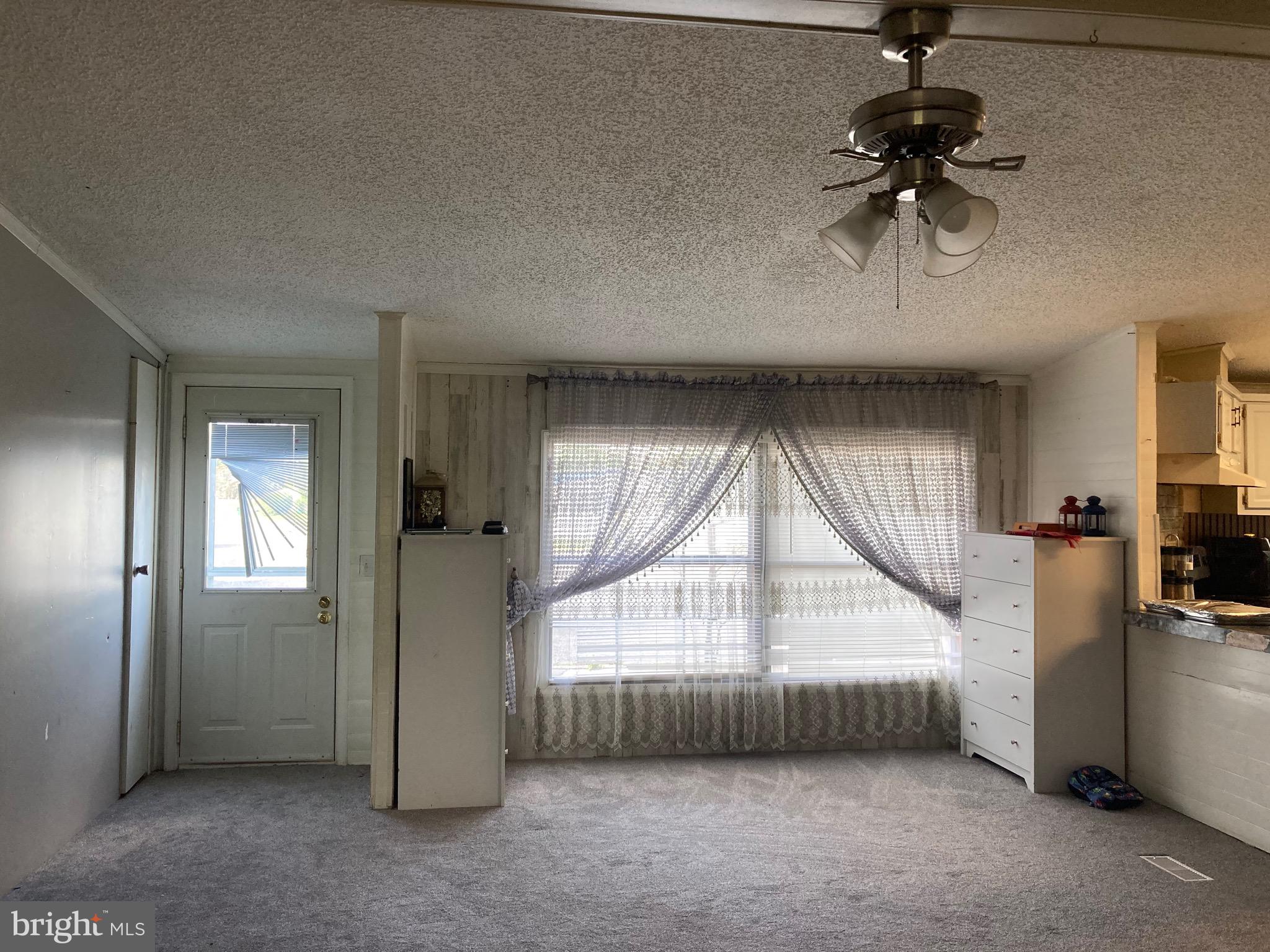 NORTHVIEW MANOR - Residential