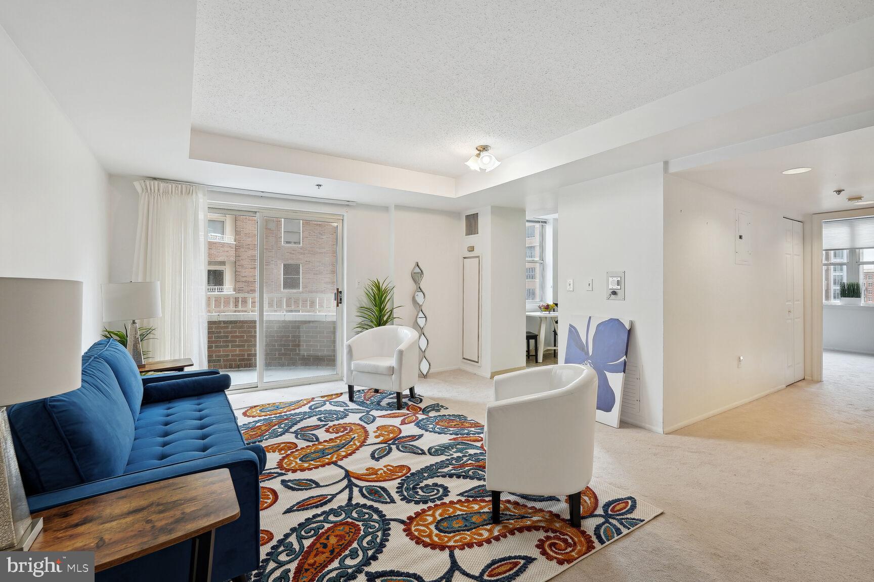 THE JEFFERSON - SUNRISE SENIOR LIVING - Residential